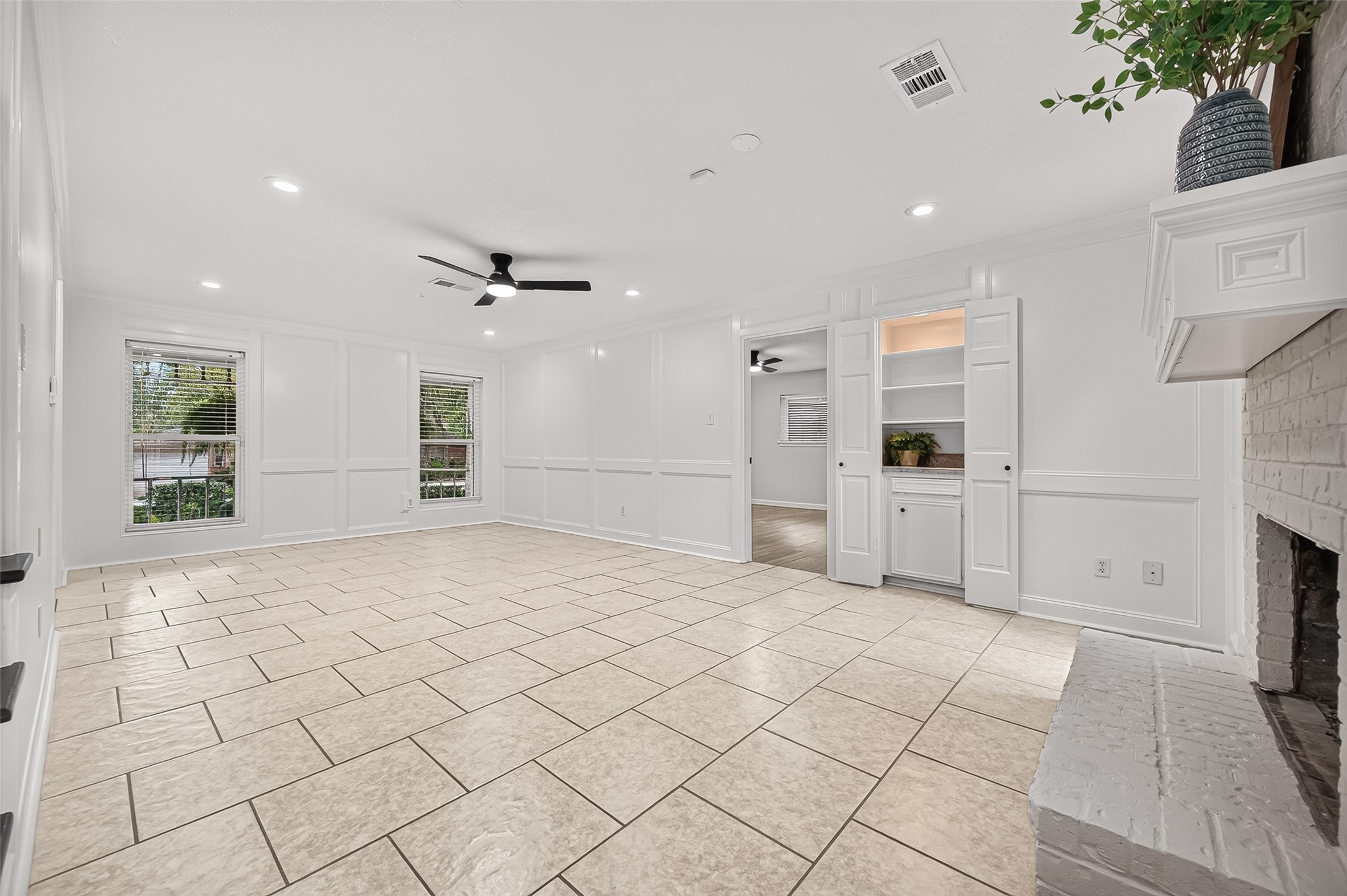 16 Mayfair Grove Court Property Photo 11