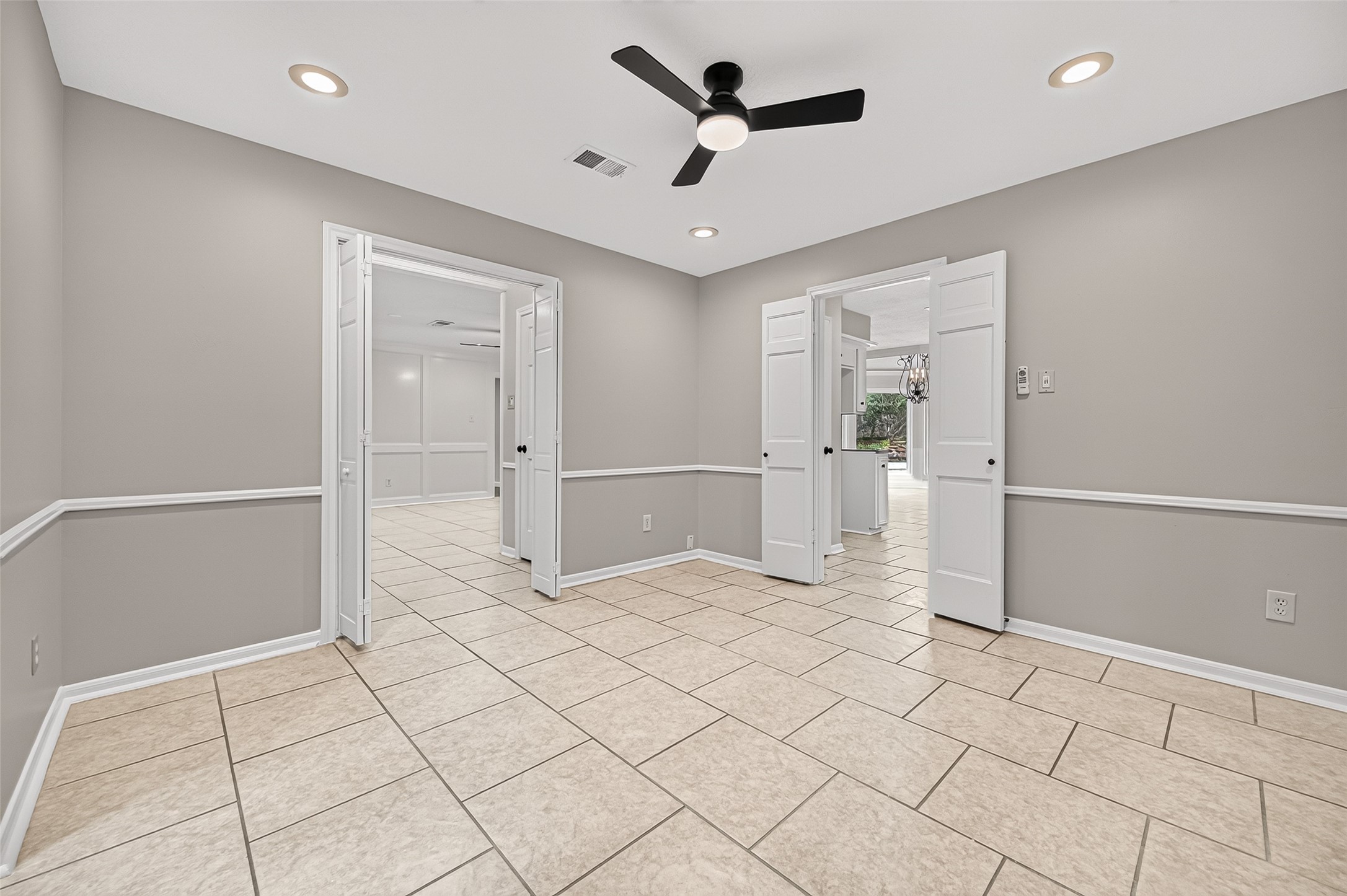 16 Mayfair Grove Court Property Photo 25