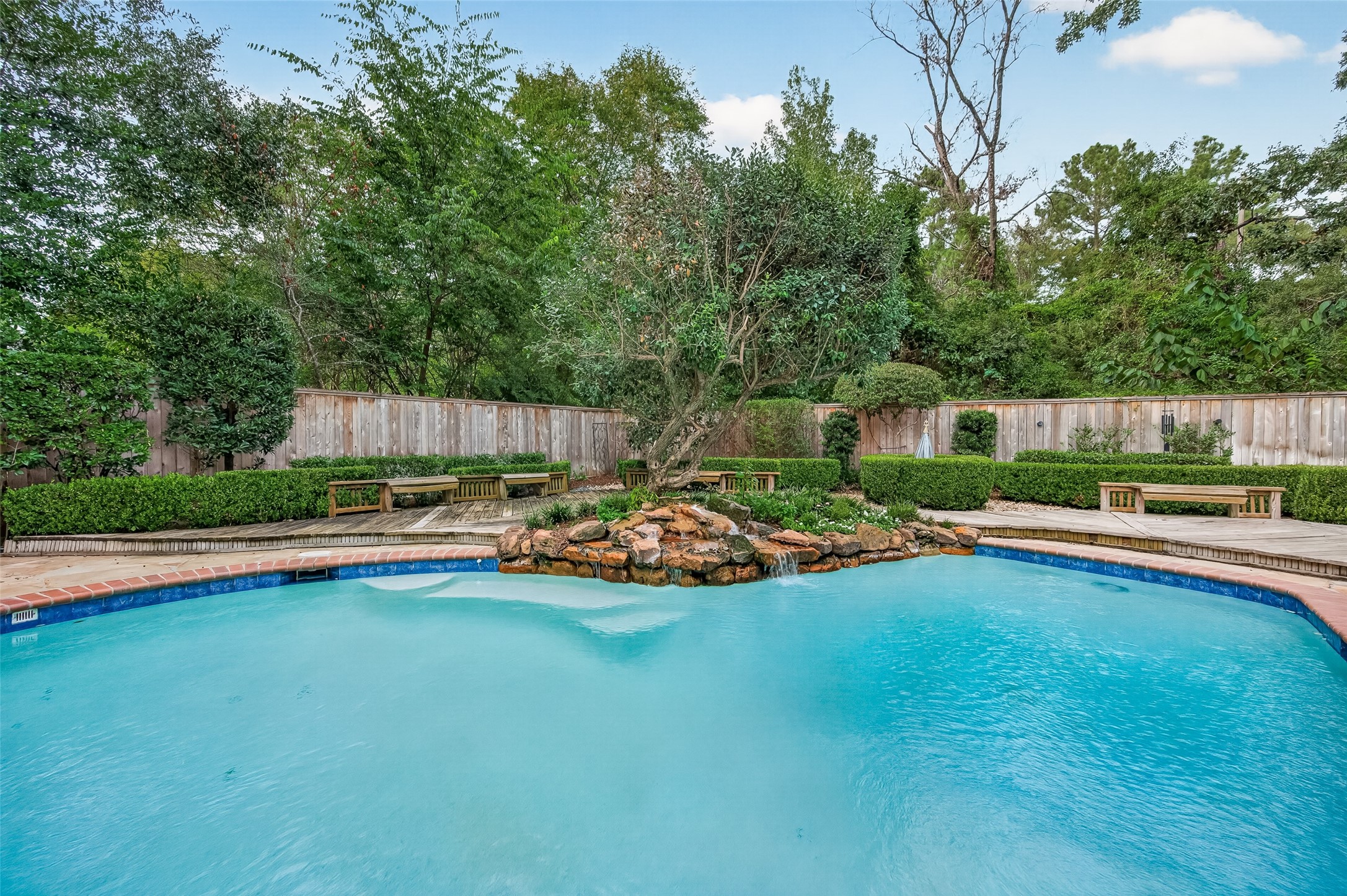 16 Mayfair Grove Court Property Photo 39
