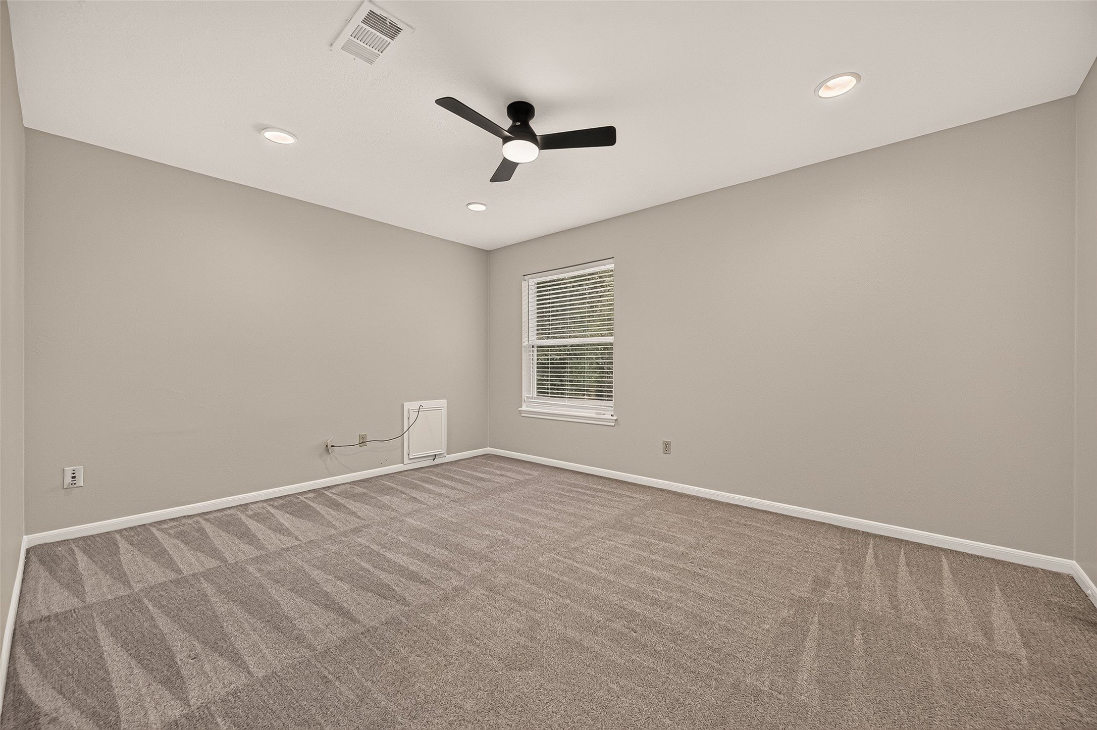 16 Mayfair Grove Court Property Photo 41