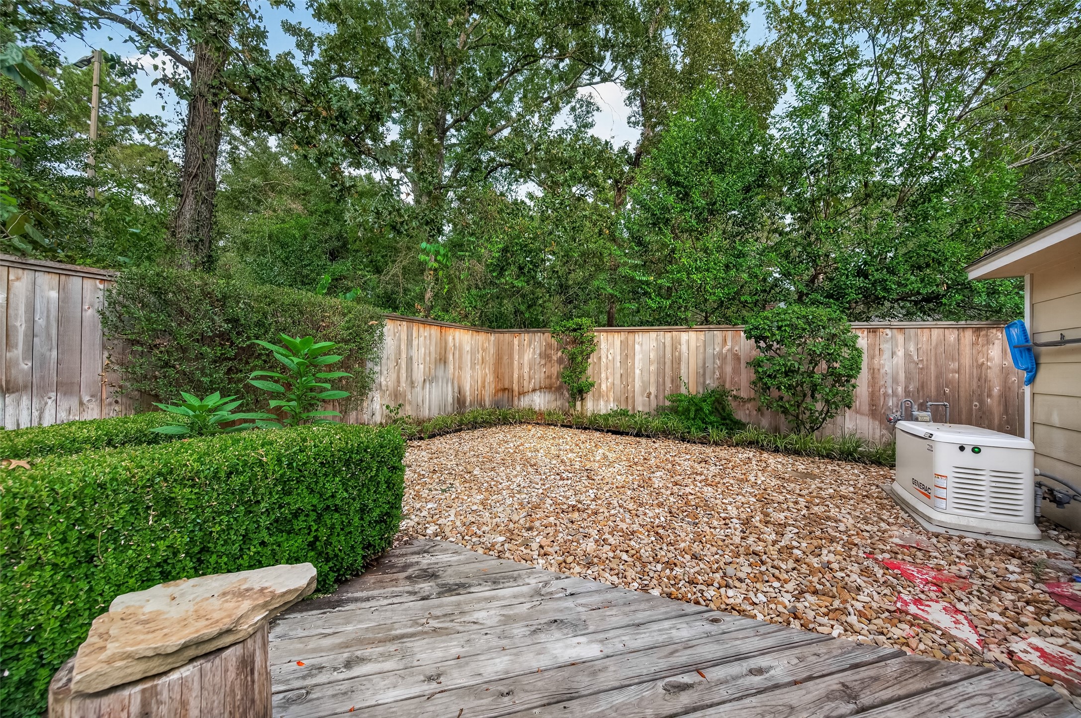 16 Mayfair Grove Court Property Photo 48