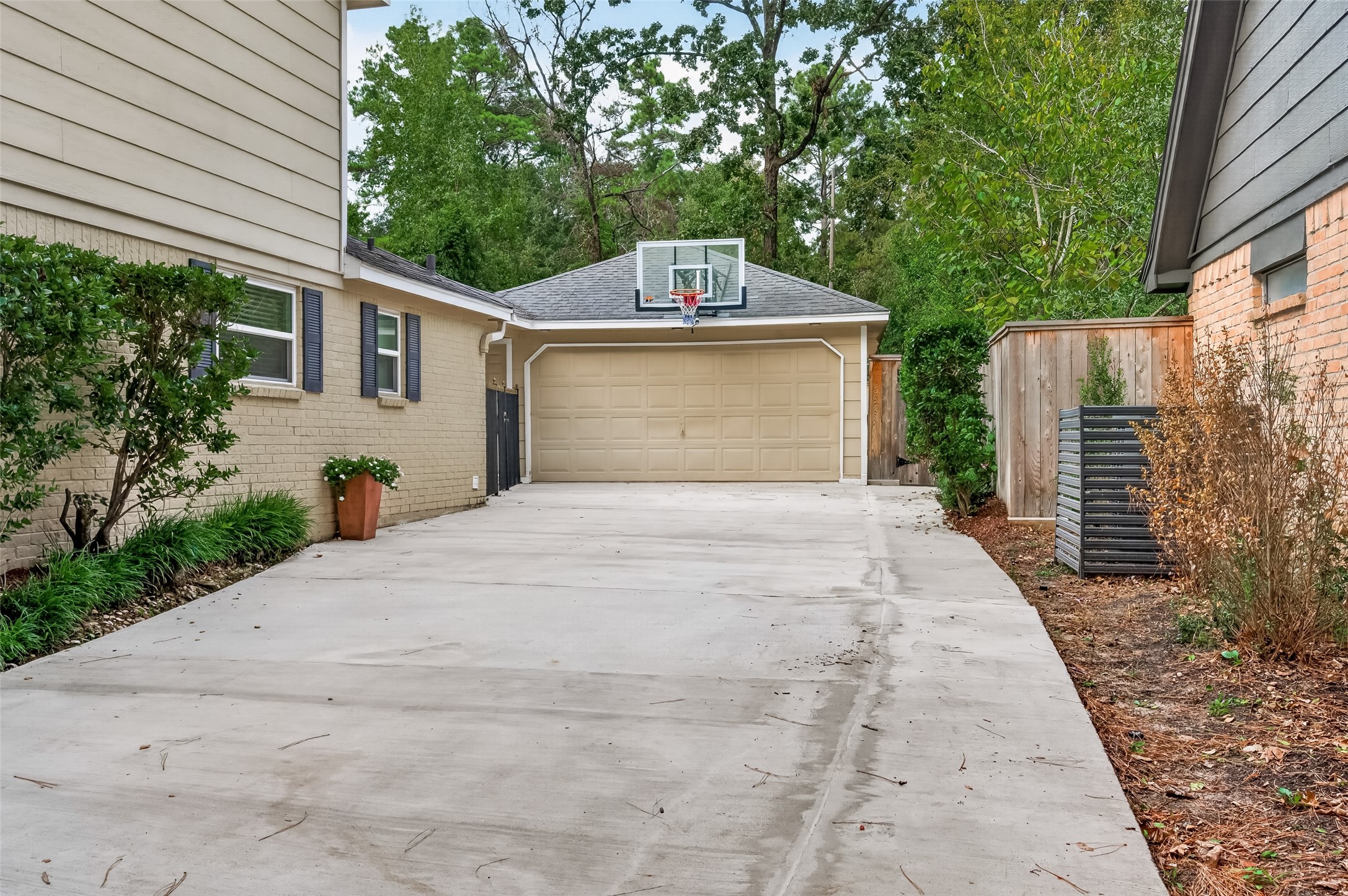 16 Mayfair Grove Court Property Photo 49
