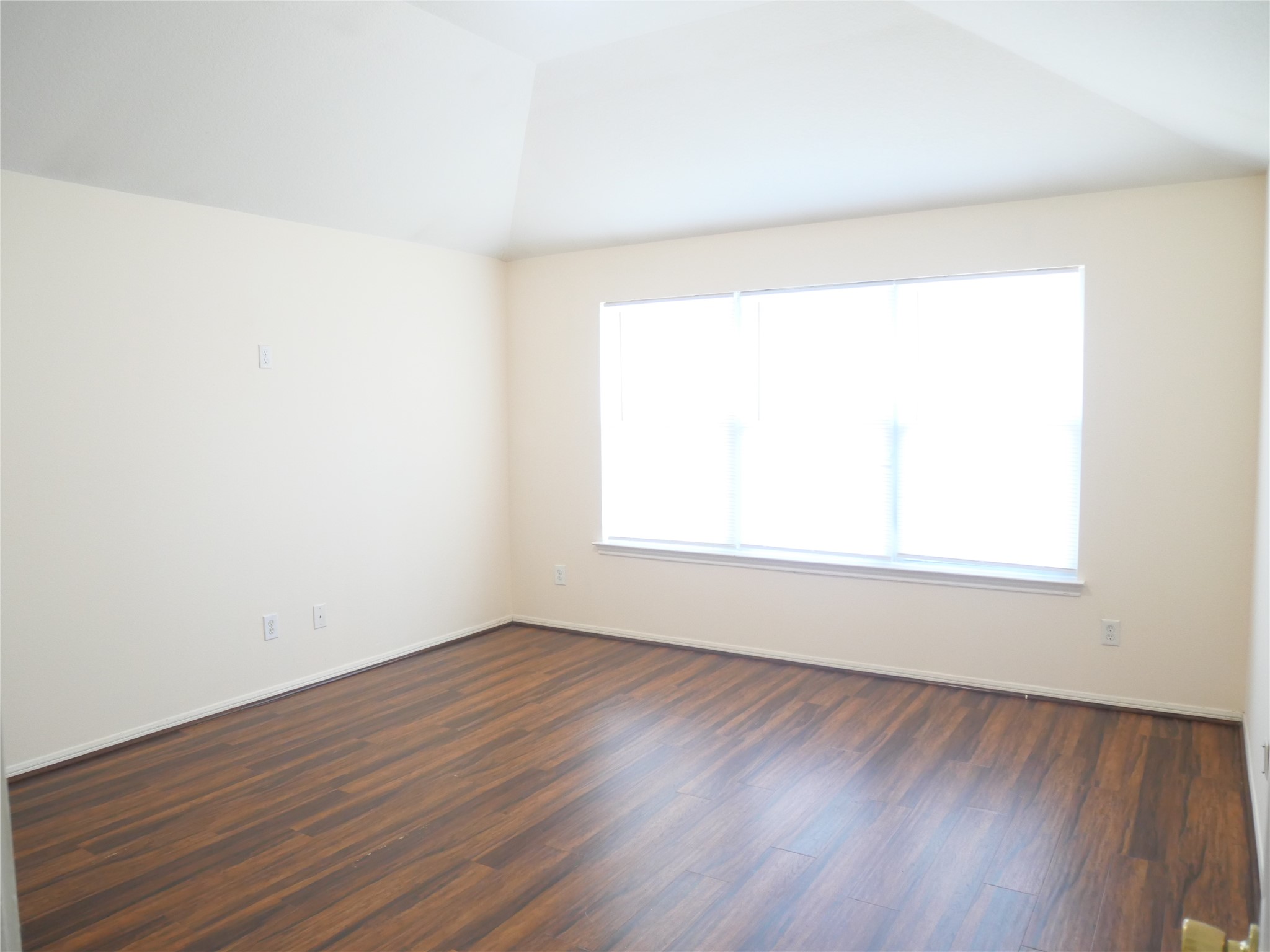 4923 Callery Creek Drive Property Photo 13