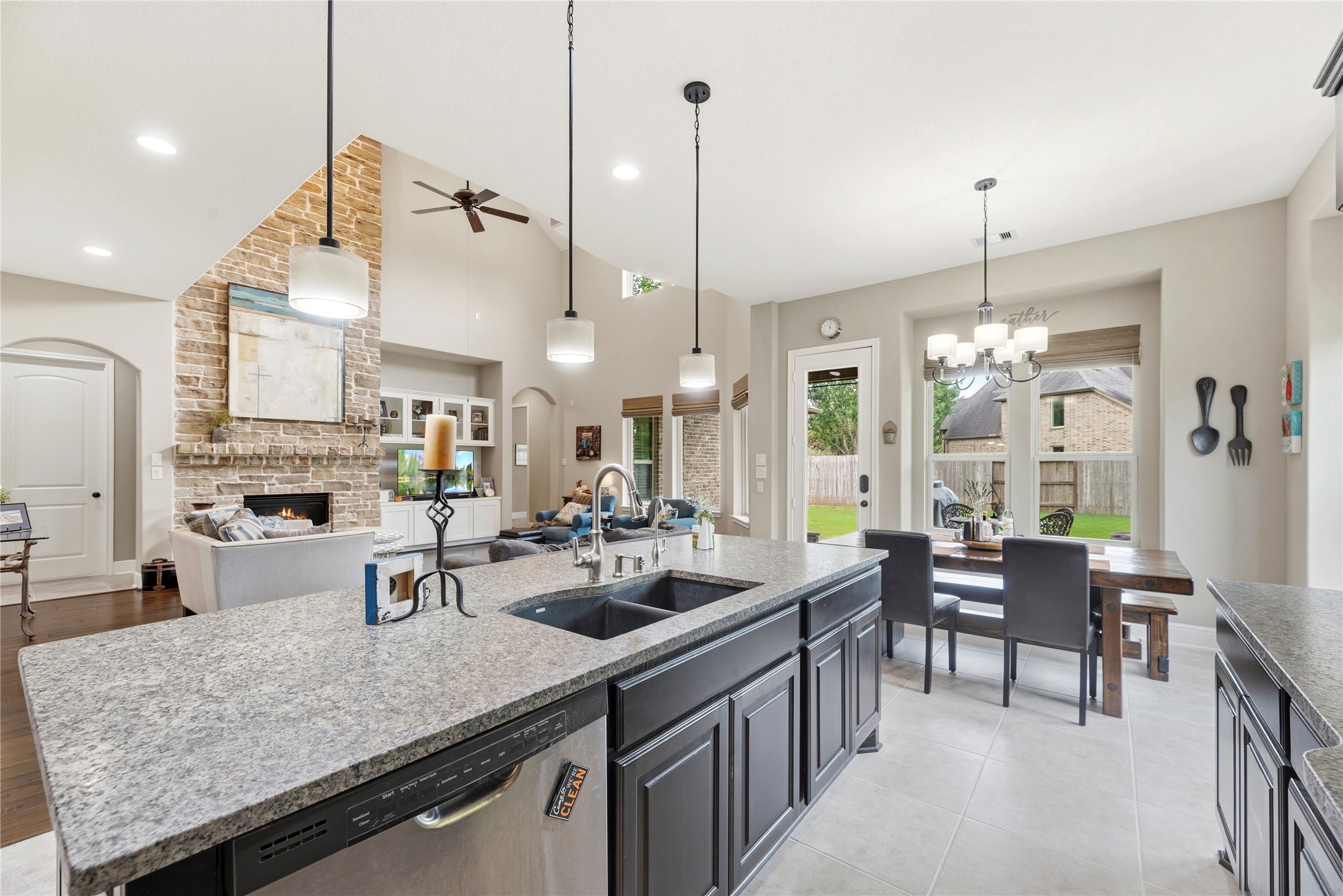 30119 Verdant Creek Drive Property Photo 11