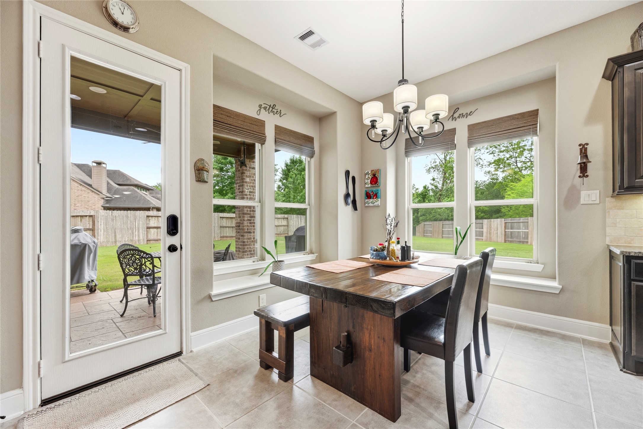 30119 Verdant Creek Drive Property Photo 12