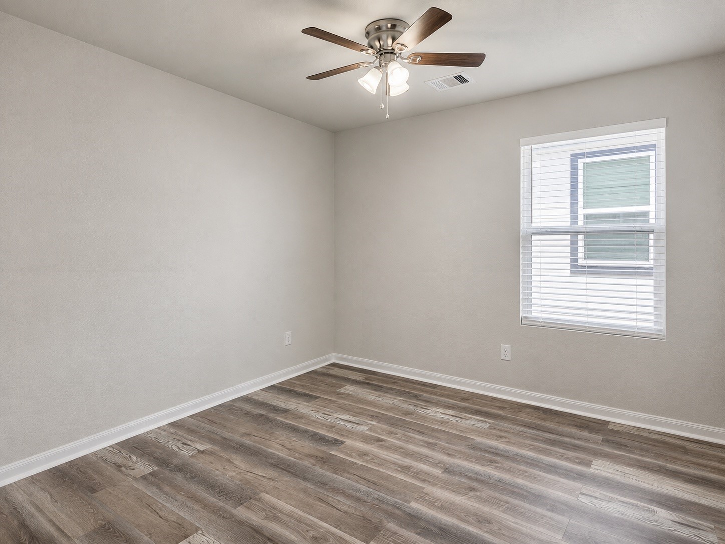 2110 Artic Loon Drive Property Photo 28