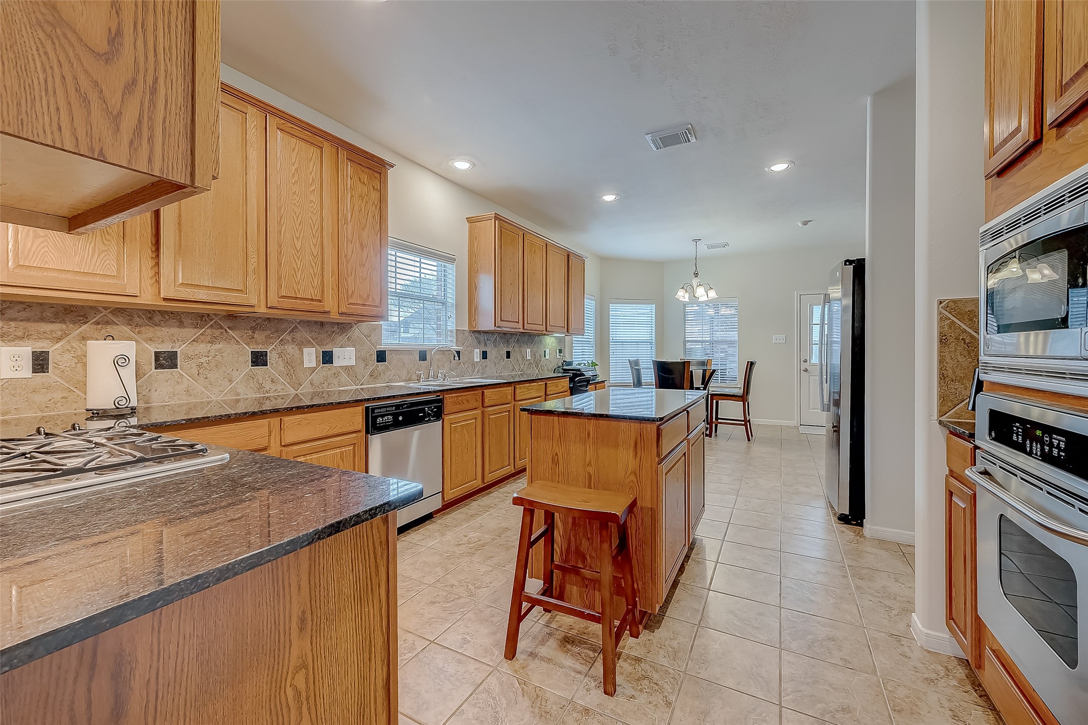 20810 Mansfield Bay Lane Property Photo 10