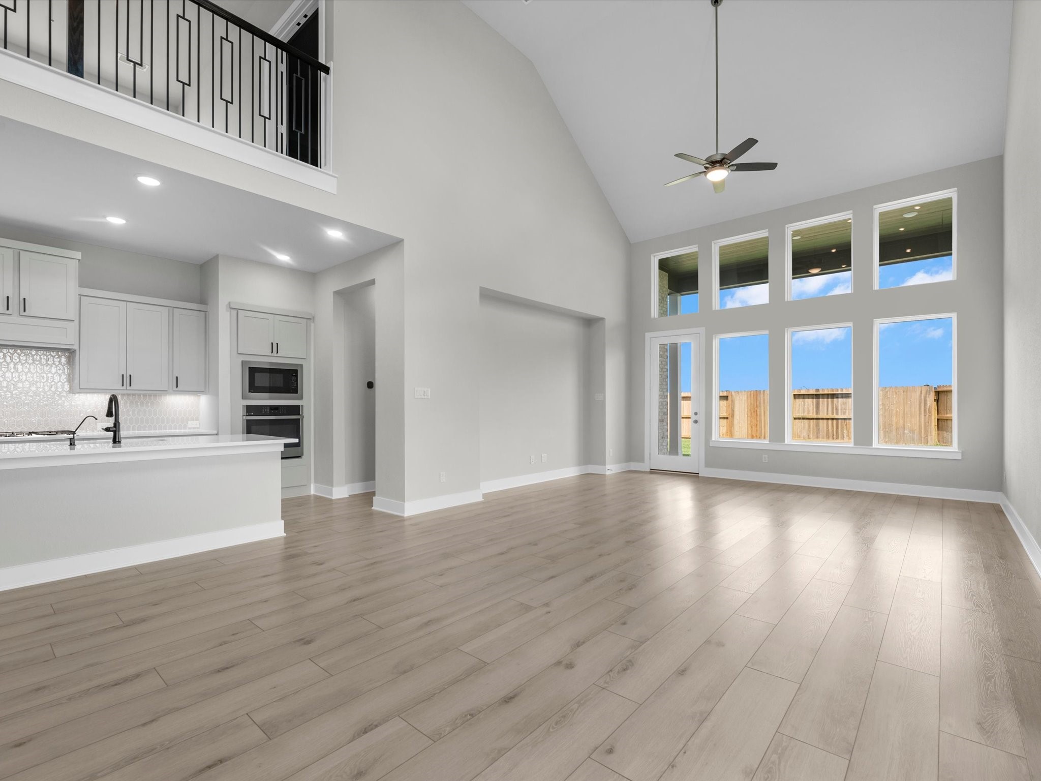 32138 Sky Branch Drive Property Photo 5