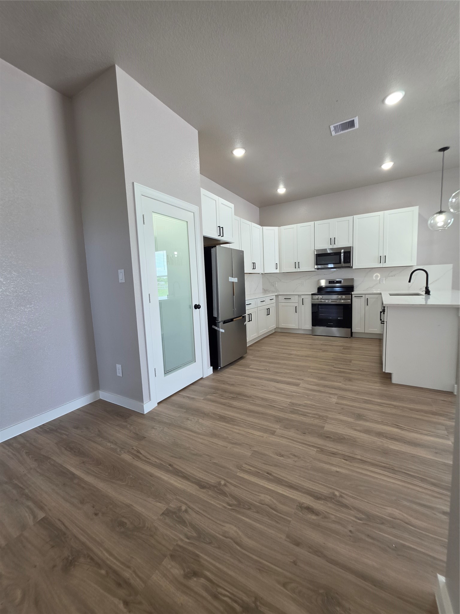 727 Road 5714 Property Photo 3