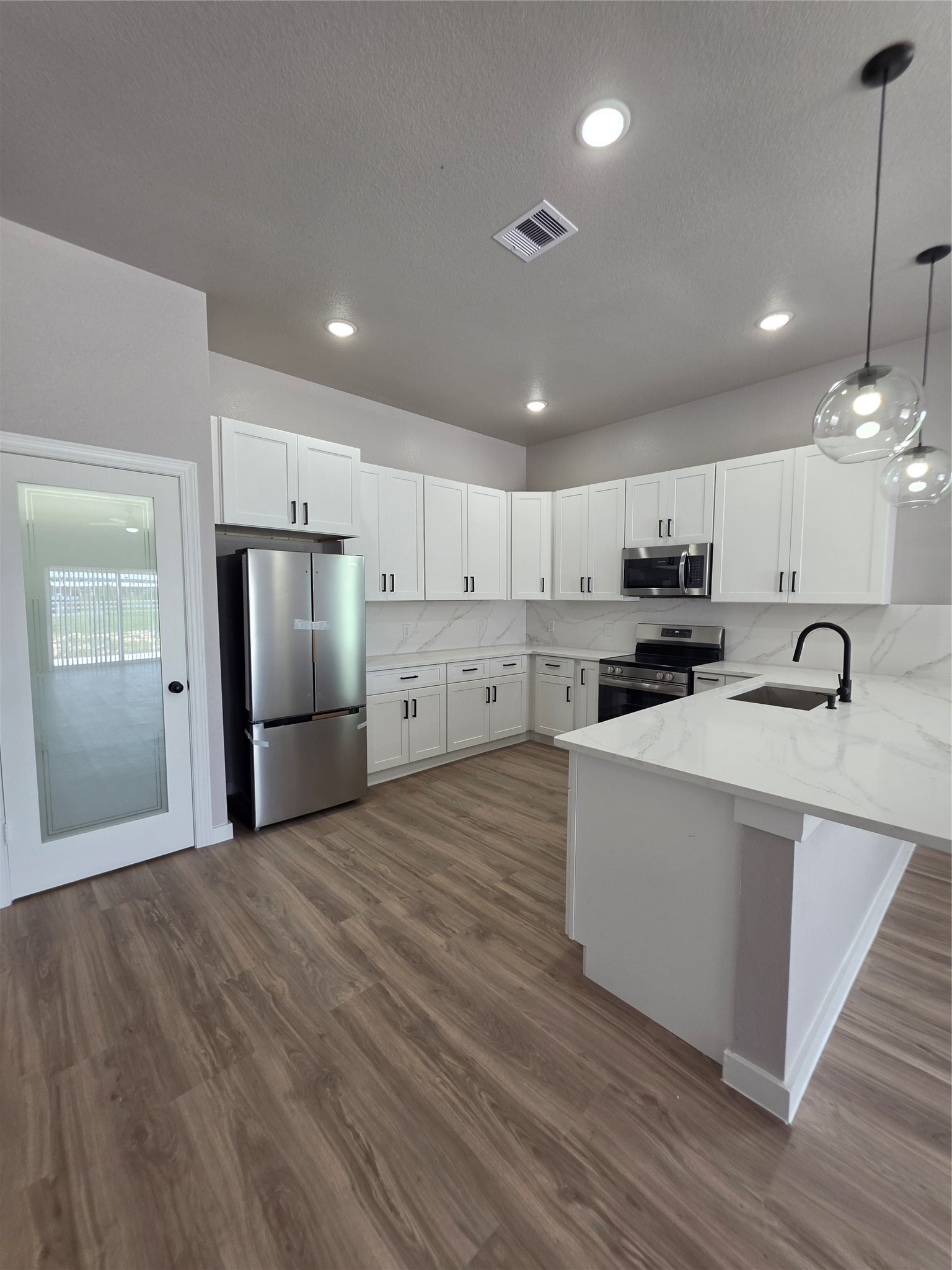 727 Road 5714 Property Photo 4