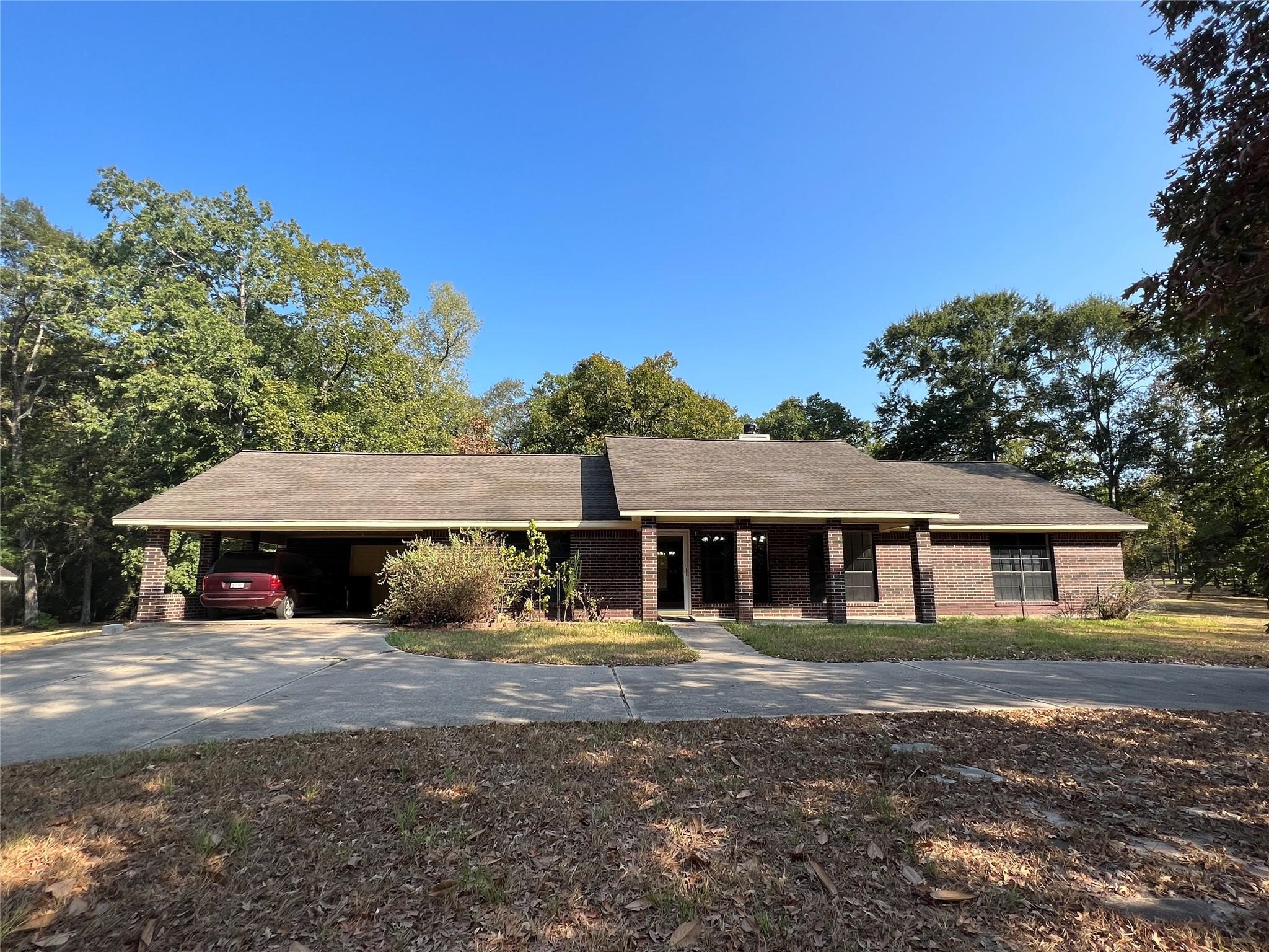 12345 Oak Leaf Road Property Photo 2