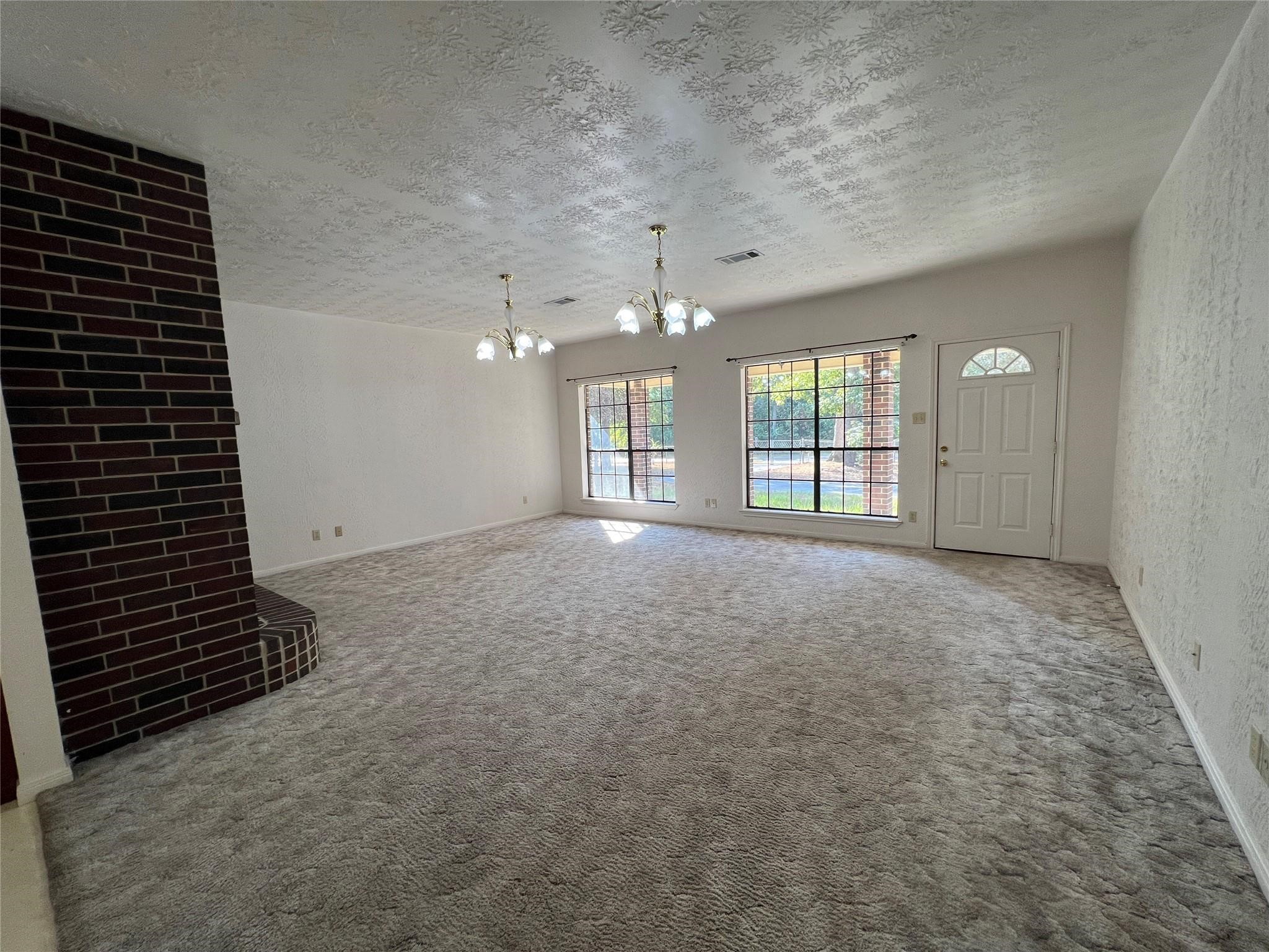 12345 Oak Leaf Road Property Photo 5