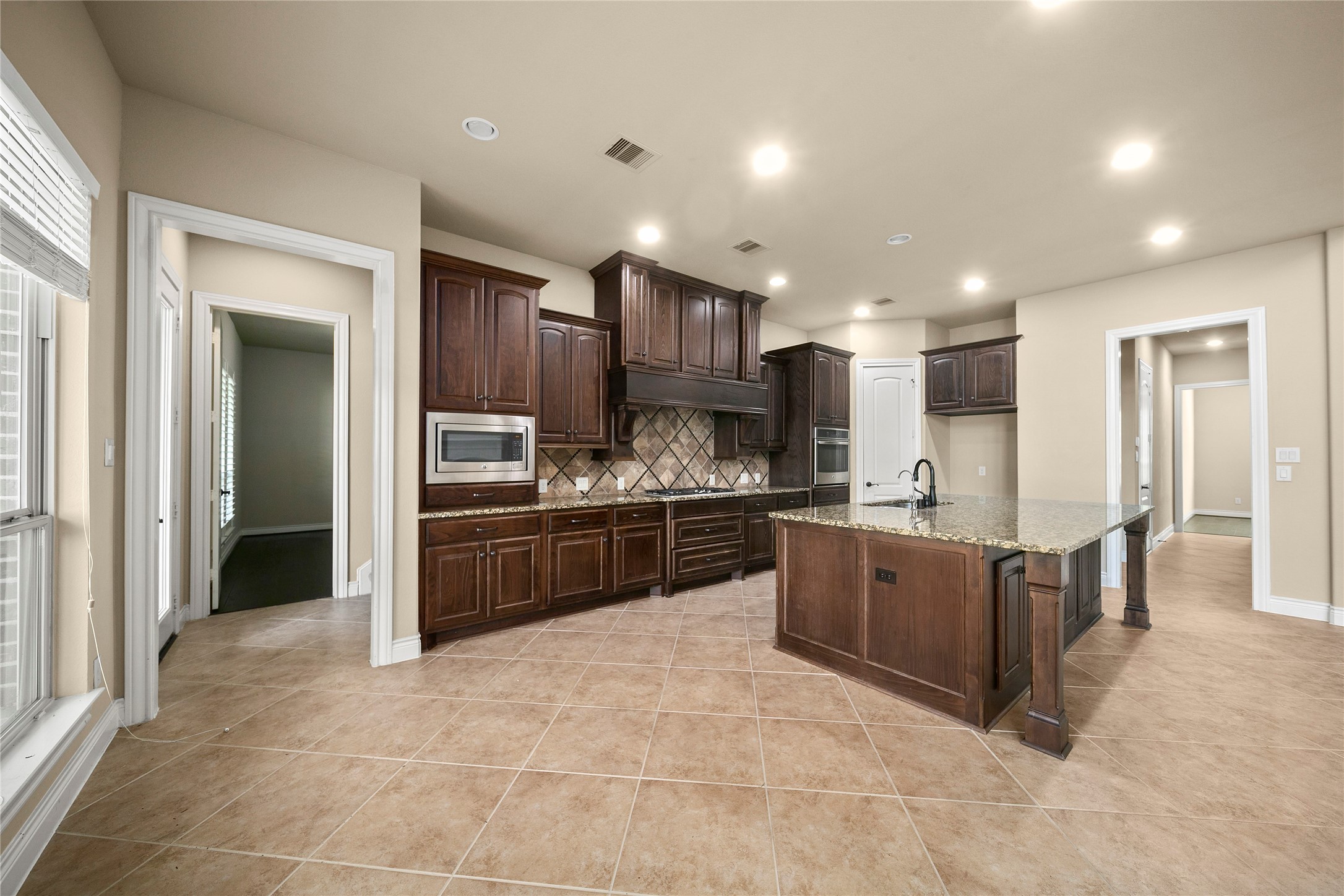 4411 Bandera Branch Lane Property Photo 11