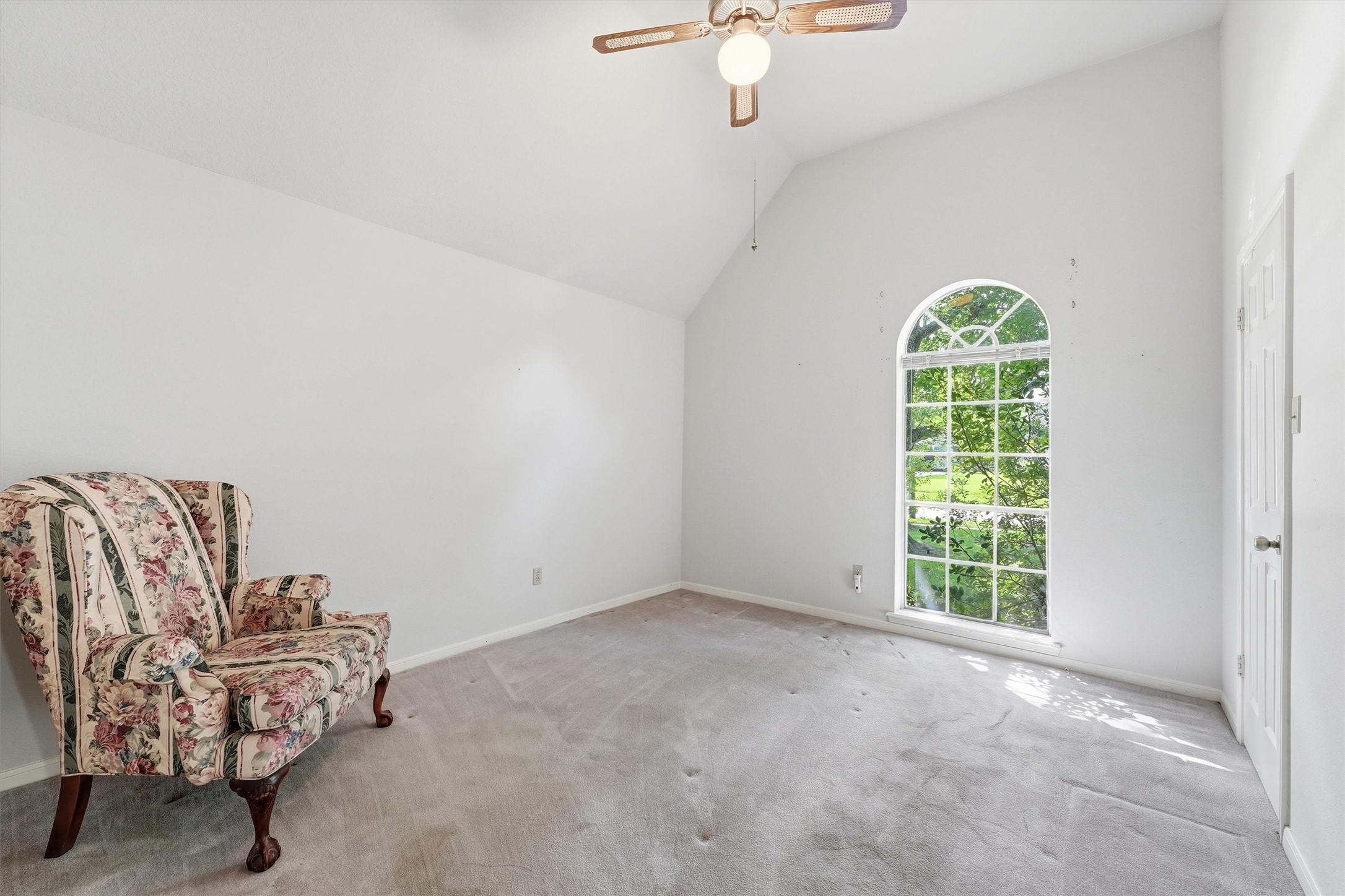 1013 Glenshannon Avenue Property Photo 13