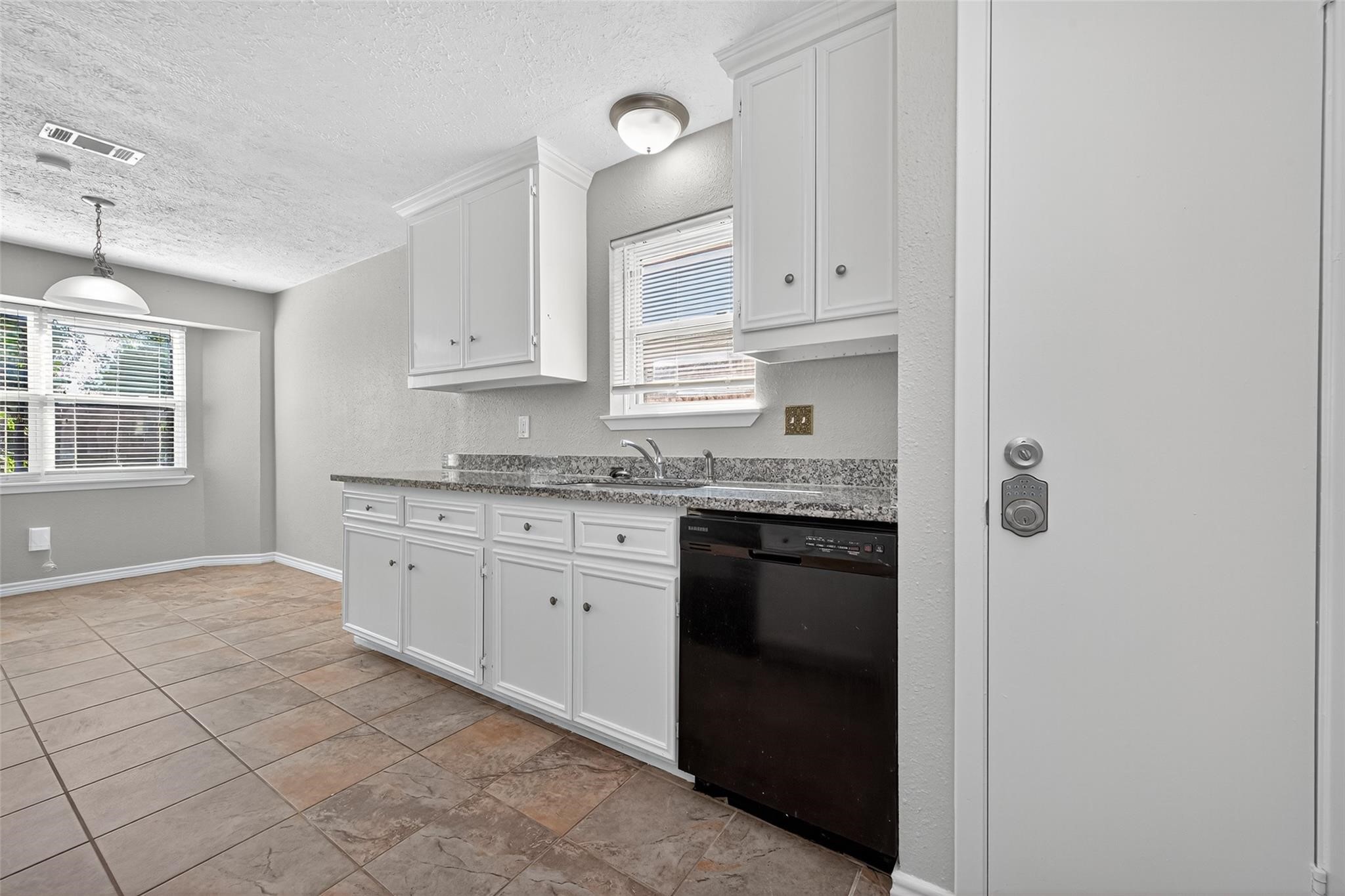 5834 Fallengate Drive Property Photo 11