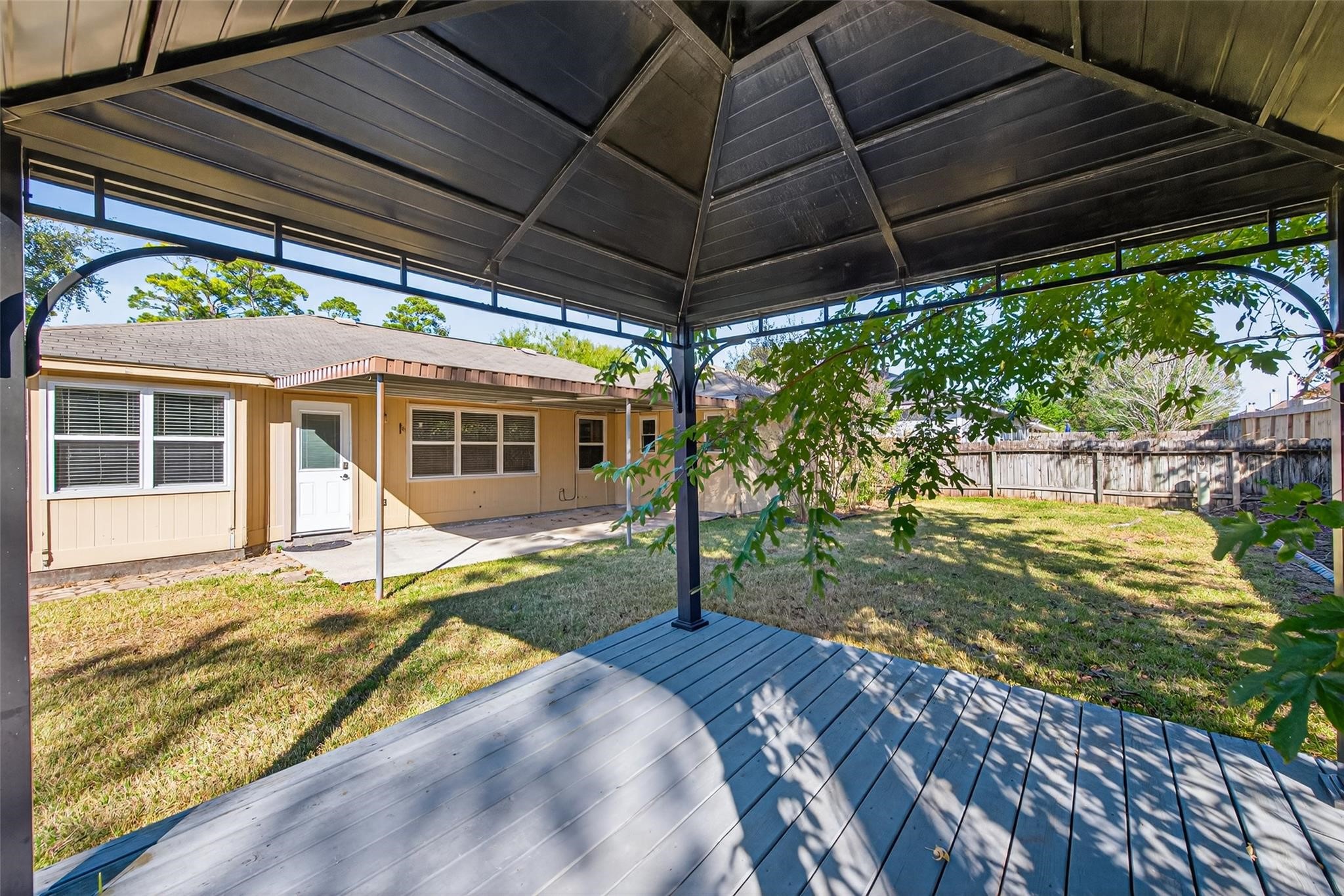 5834 Fallengate Drive Property Photo 15