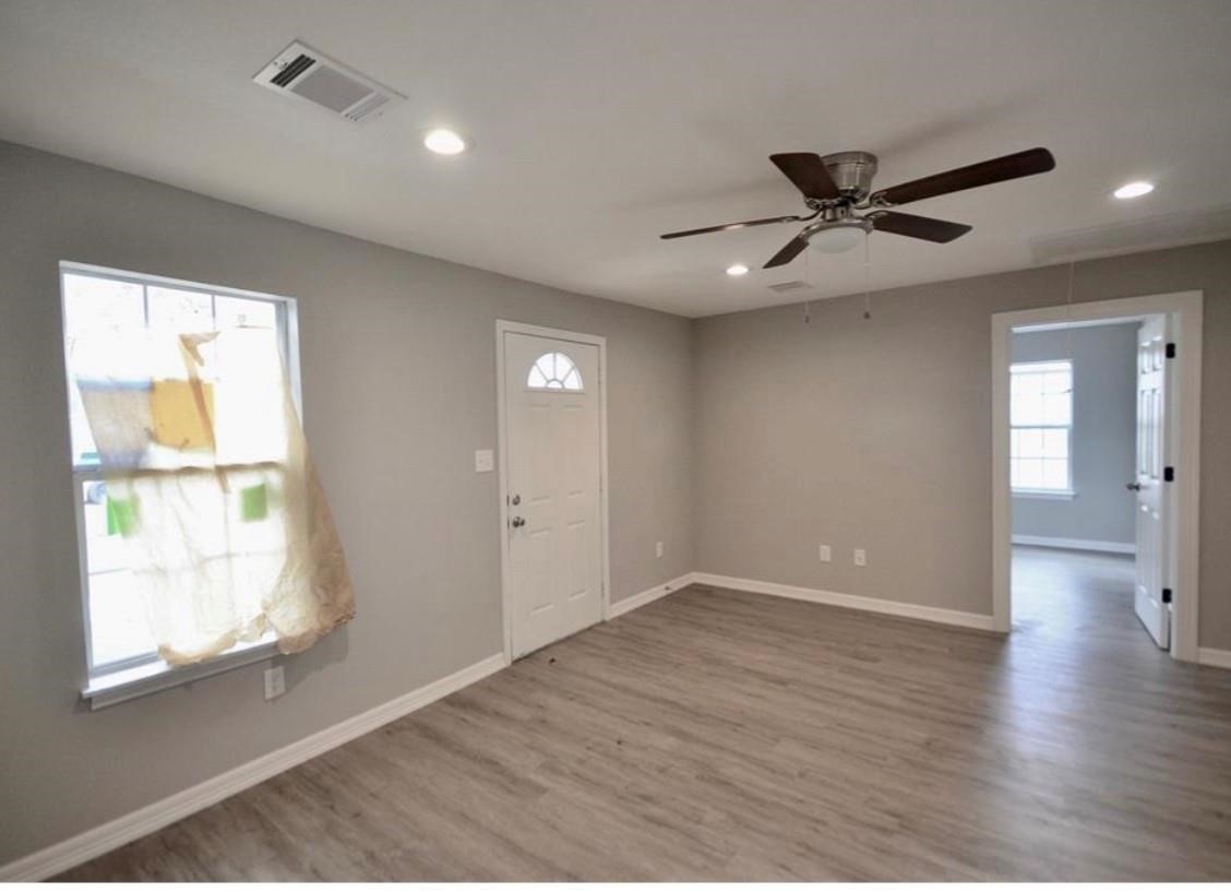 5238 Carmen Street Property Photo 2