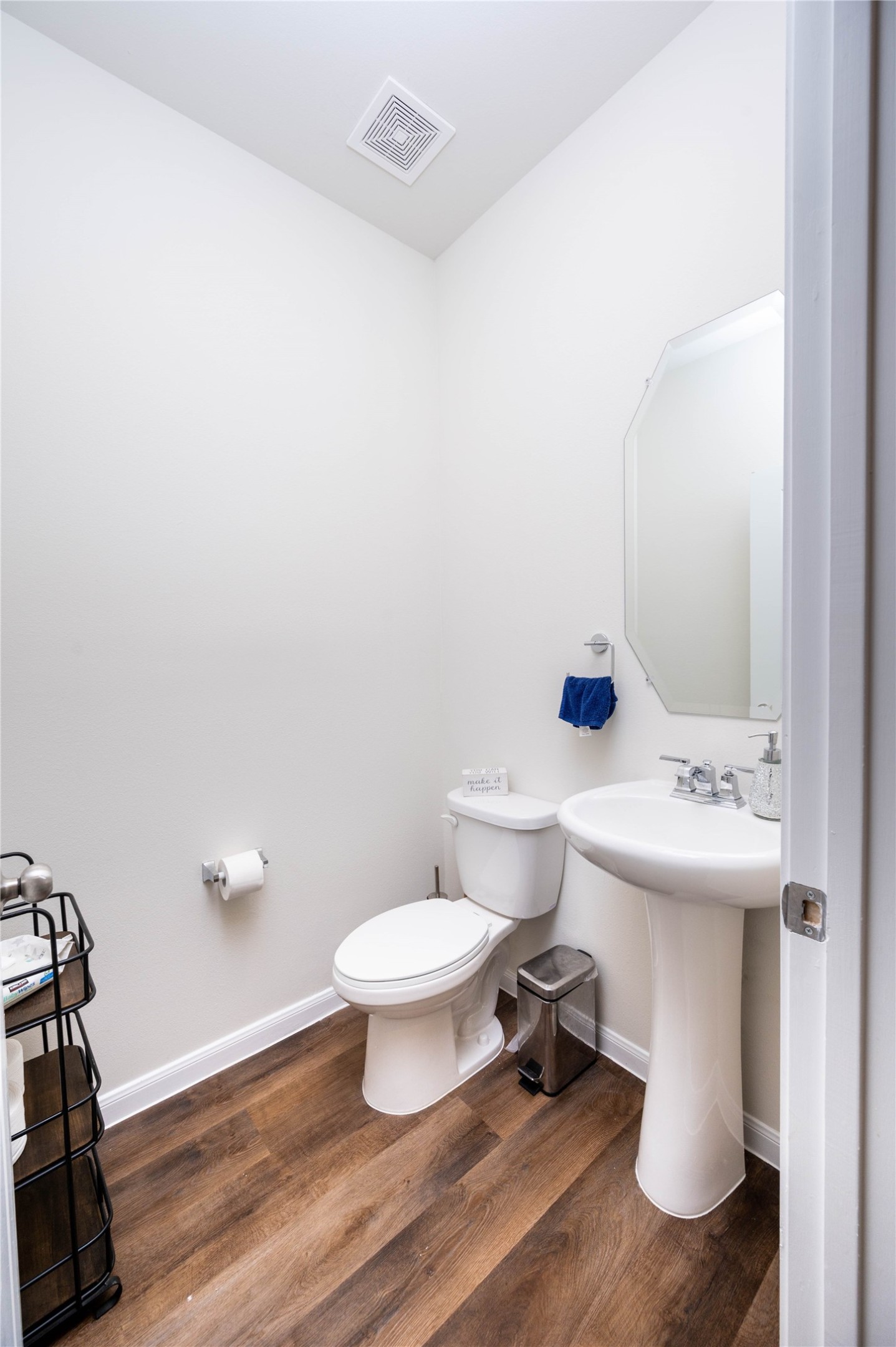 11723 Armadale Drive Property Photo 6