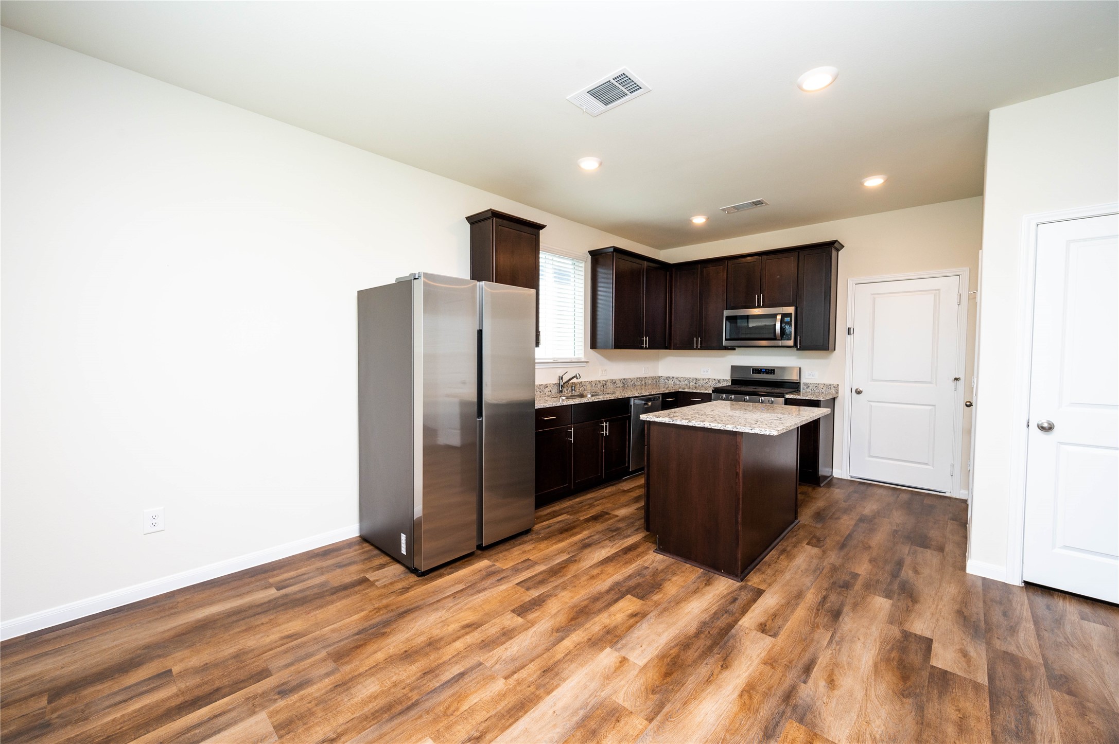 11723 Armadale Drive Property Photo 9