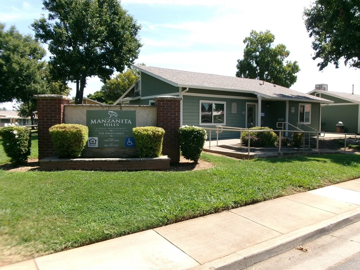 1526 Spruce Street Property Photo 1