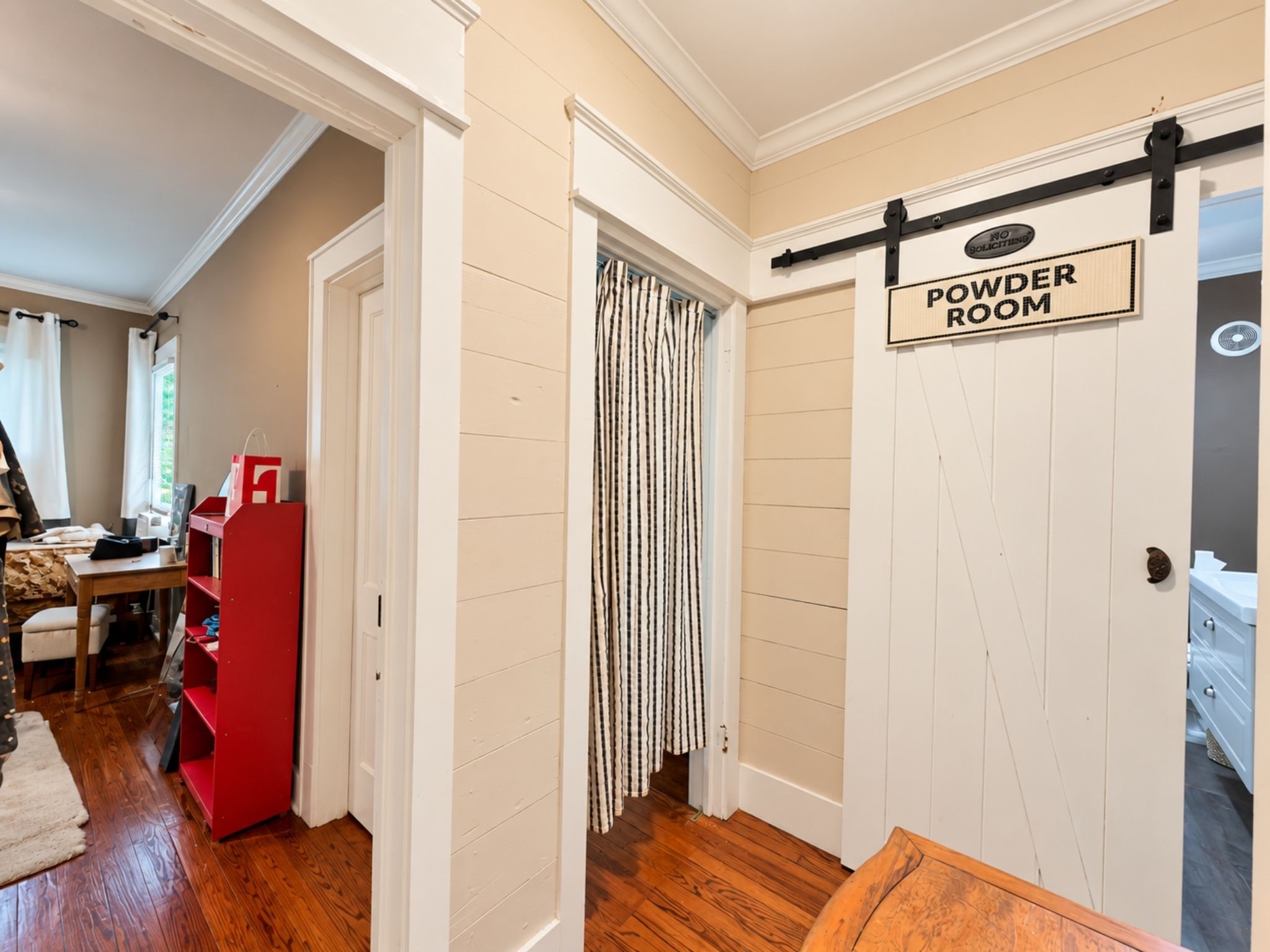 5223 Avenue O Property Photo 9