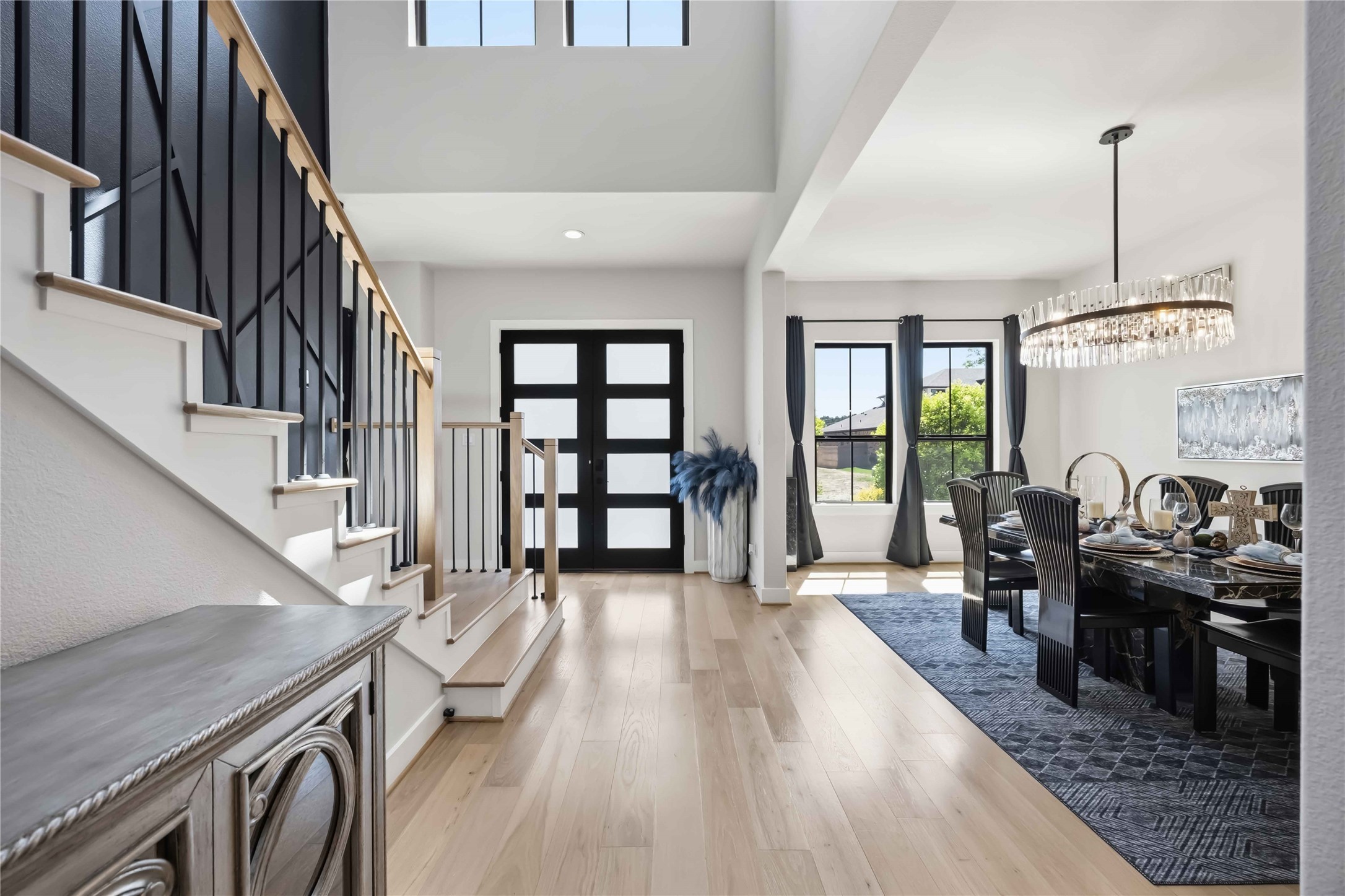 16011 Bonjour Boulevard Property Photo 8