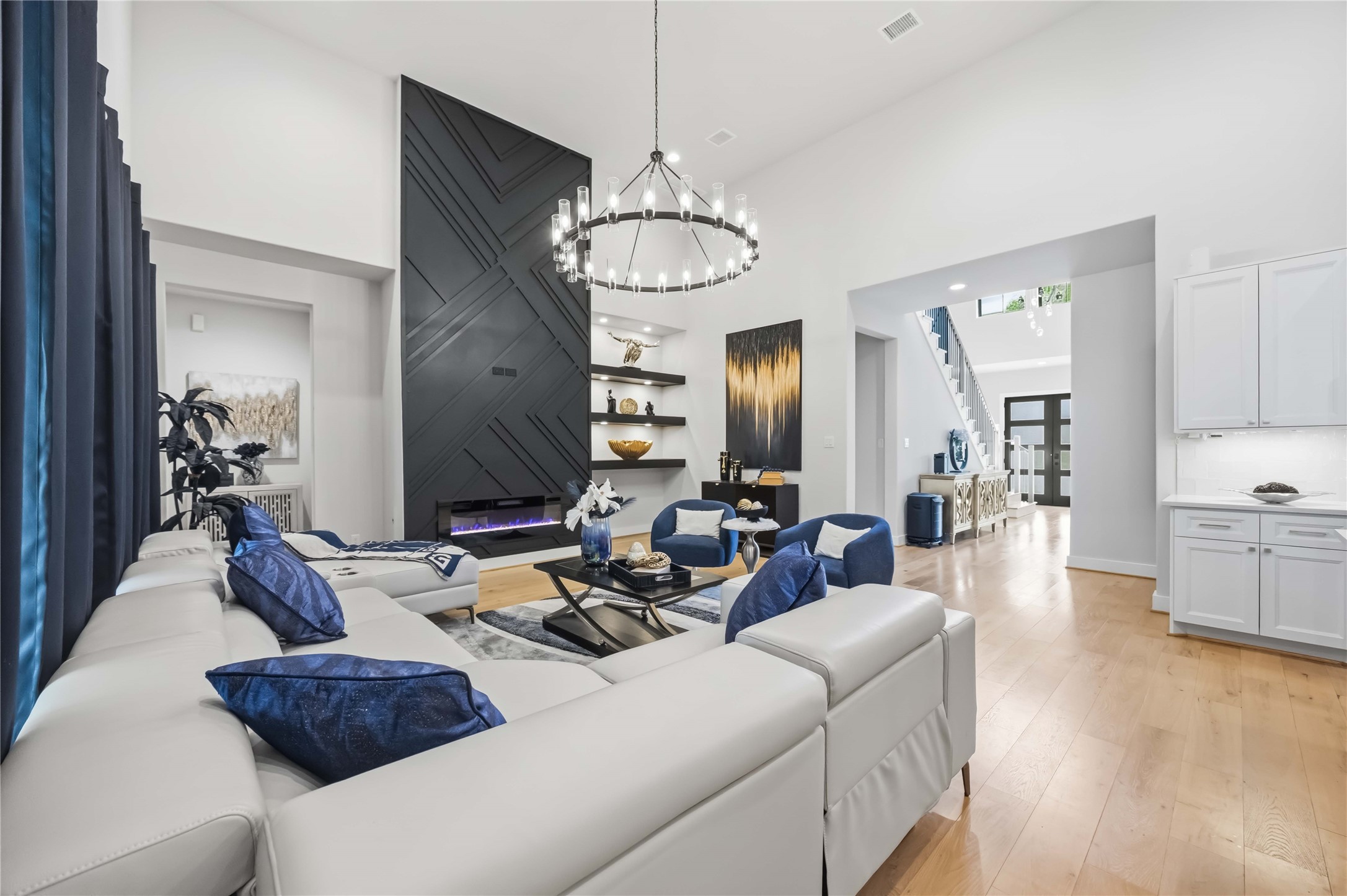 16011 Bonjour Boulevard Property Photo 13