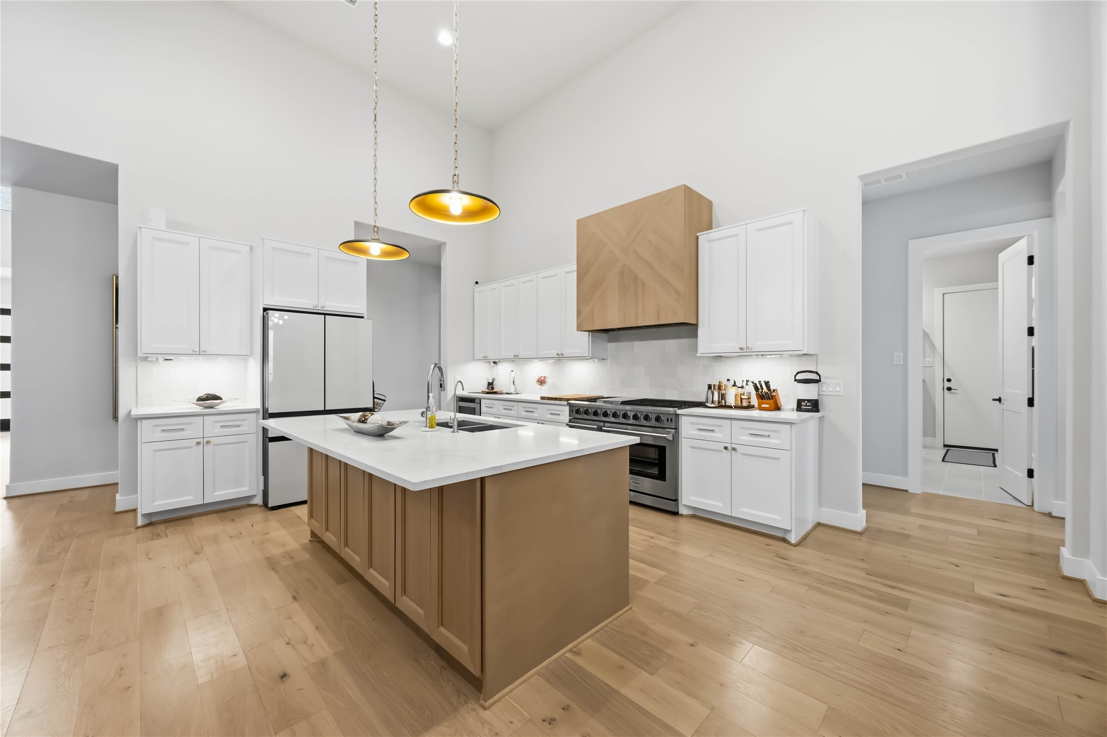 16011 Bonjour Boulevard Property Photo 18