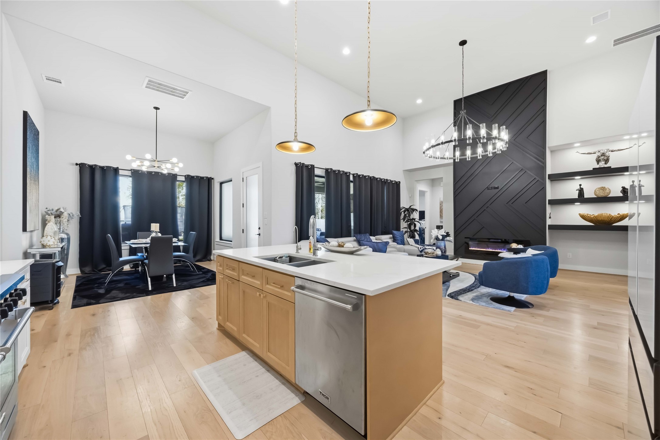 16011 Bonjour Boulevard Property Photo 20