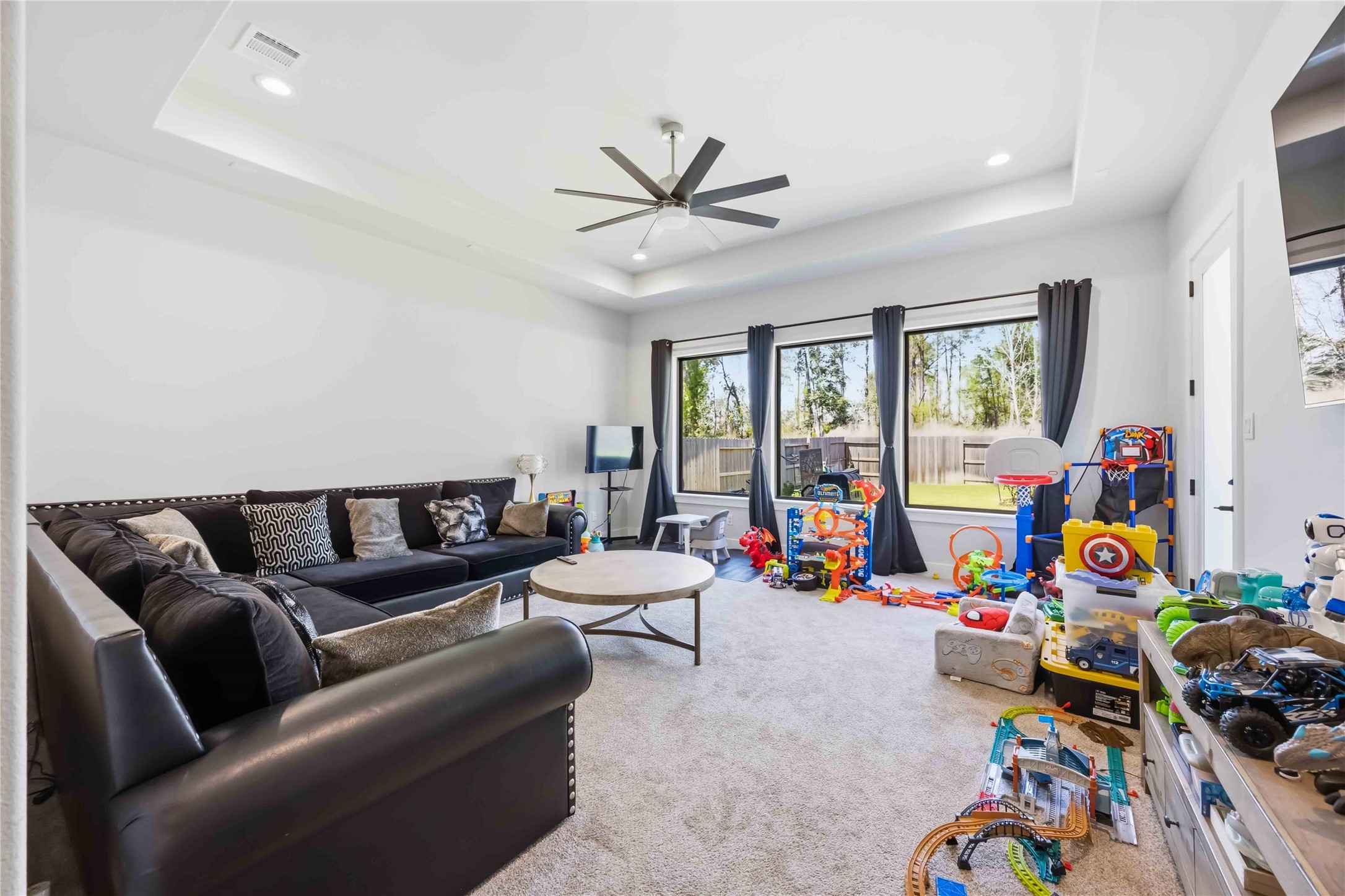 16011 Bonjour Boulevard Property Photo 32