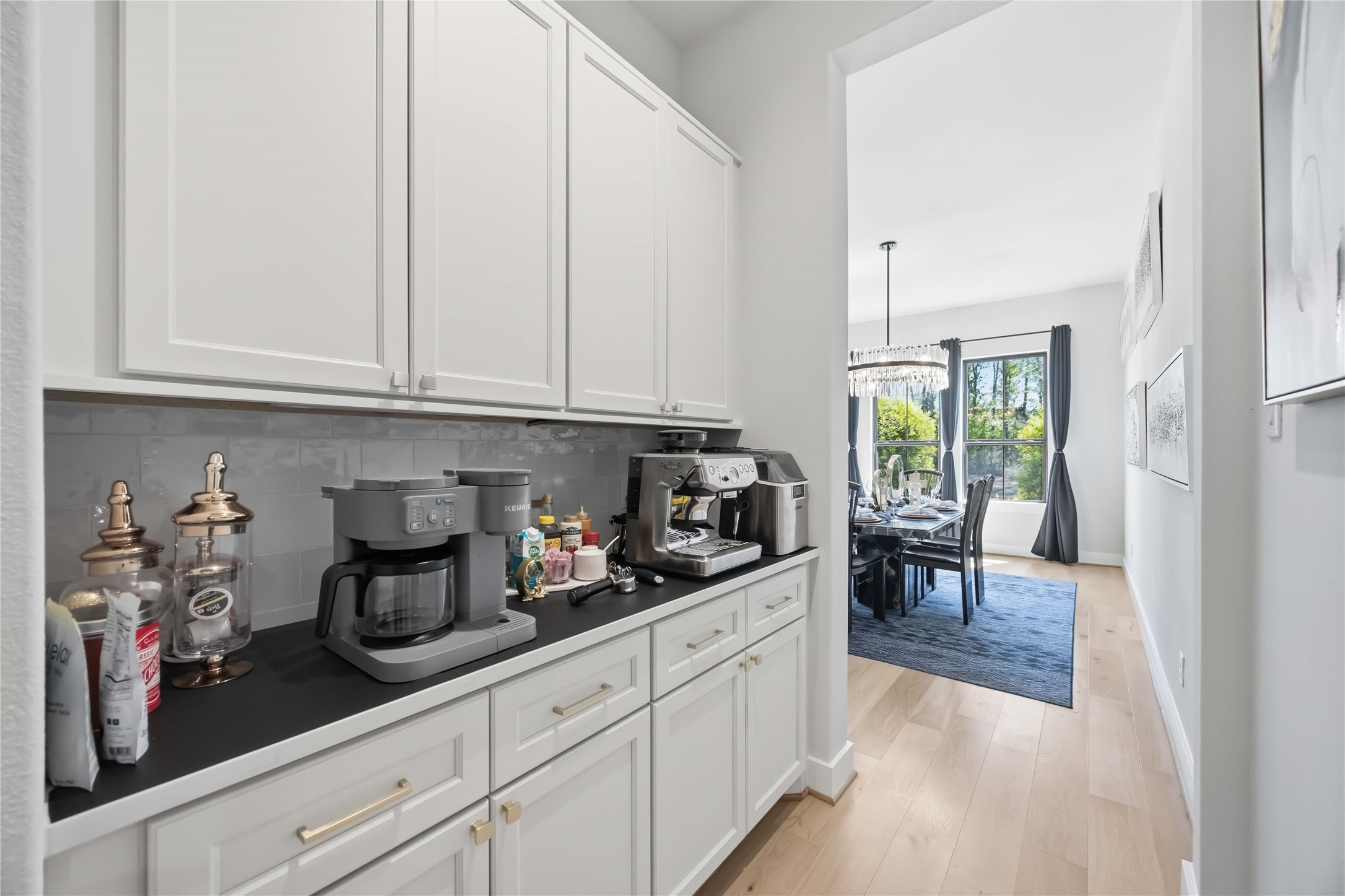 16011 Bonjour Boulevard Property Photo 33
