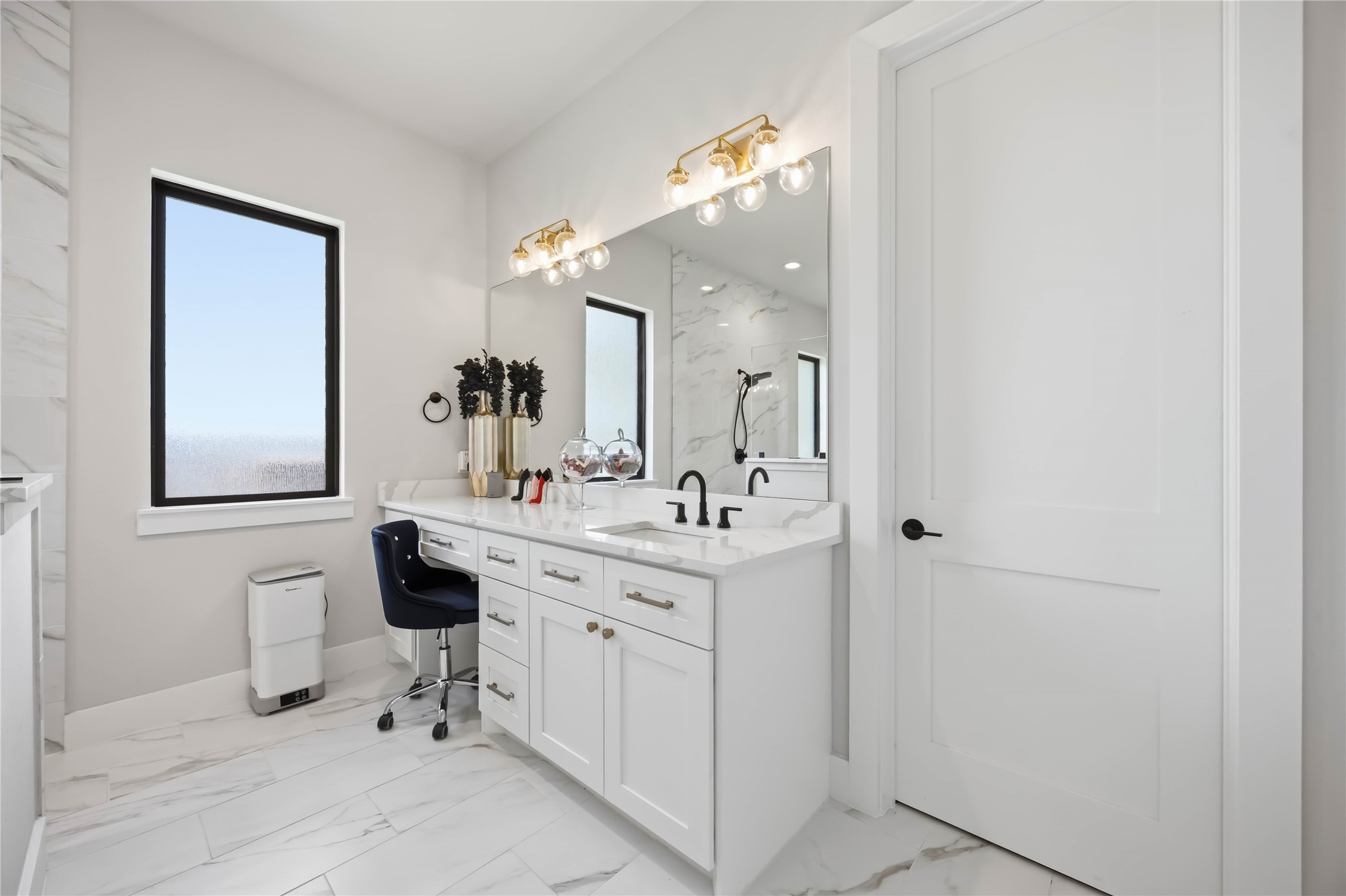16011 Bonjour Boulevard Property Photo 38