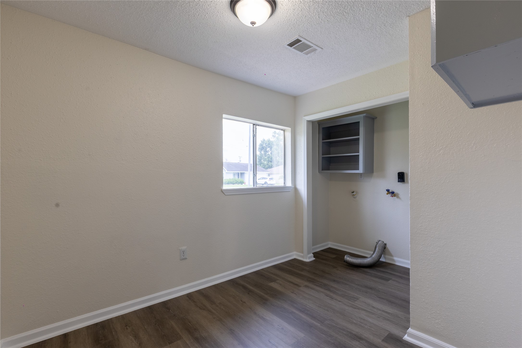 12314 Flushing Meadows Drive Property Photo 9