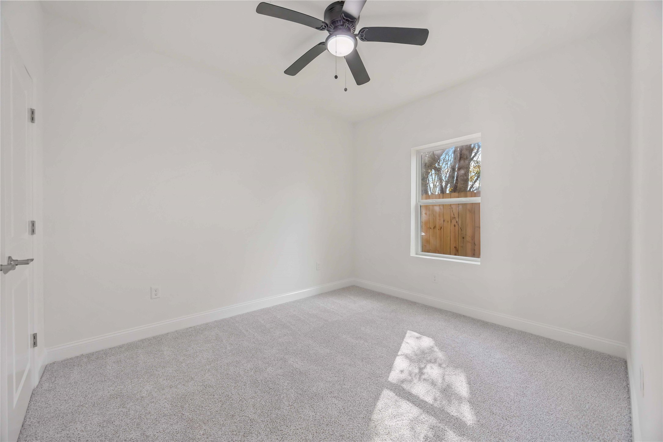 9129 Brandon Street B2 Property Photo 12