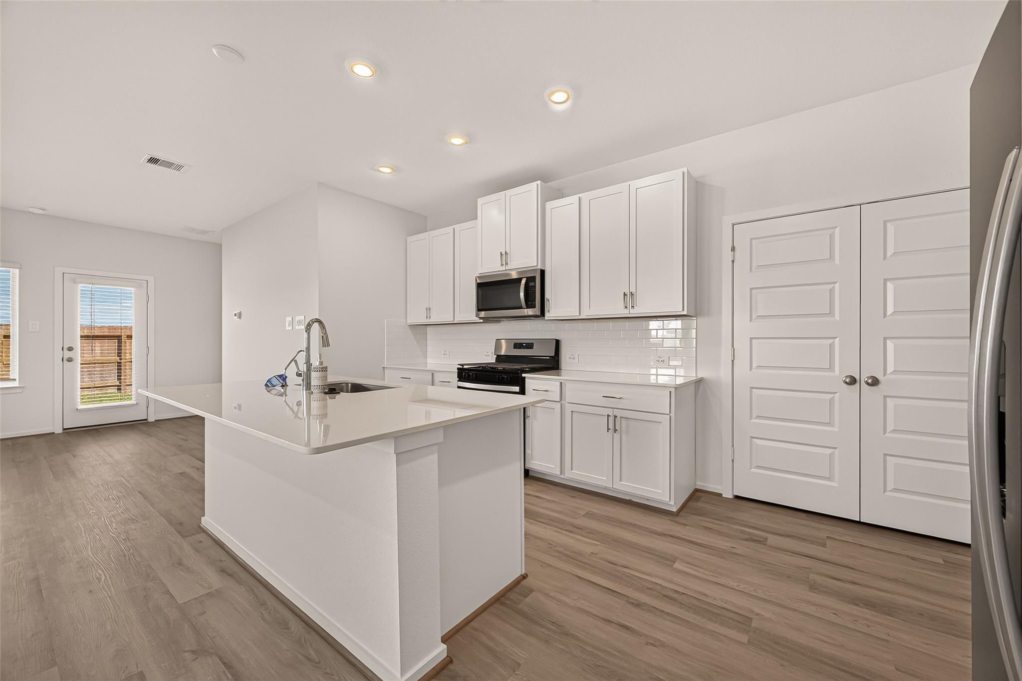 5719 Adamite Way Property Photo 10