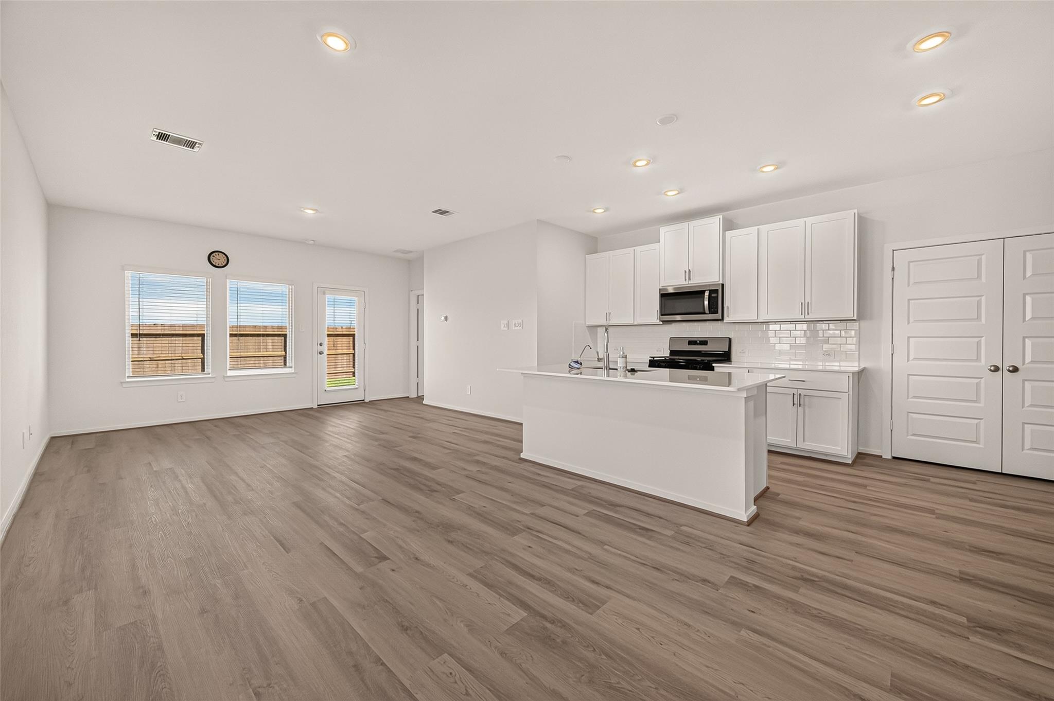 5719 Adamite Way Property Photo 12