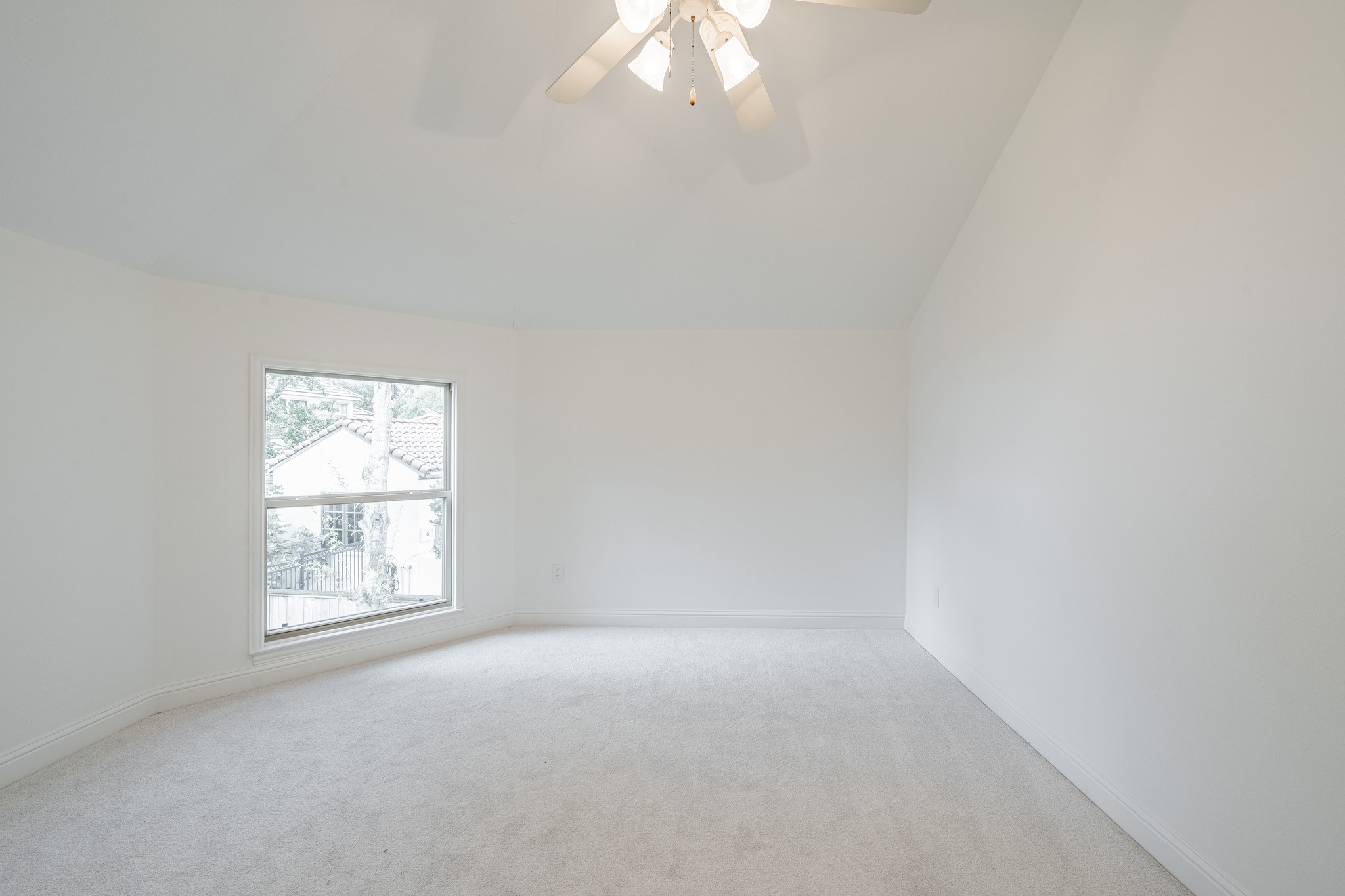 10 Libretto Court Property Photo 40