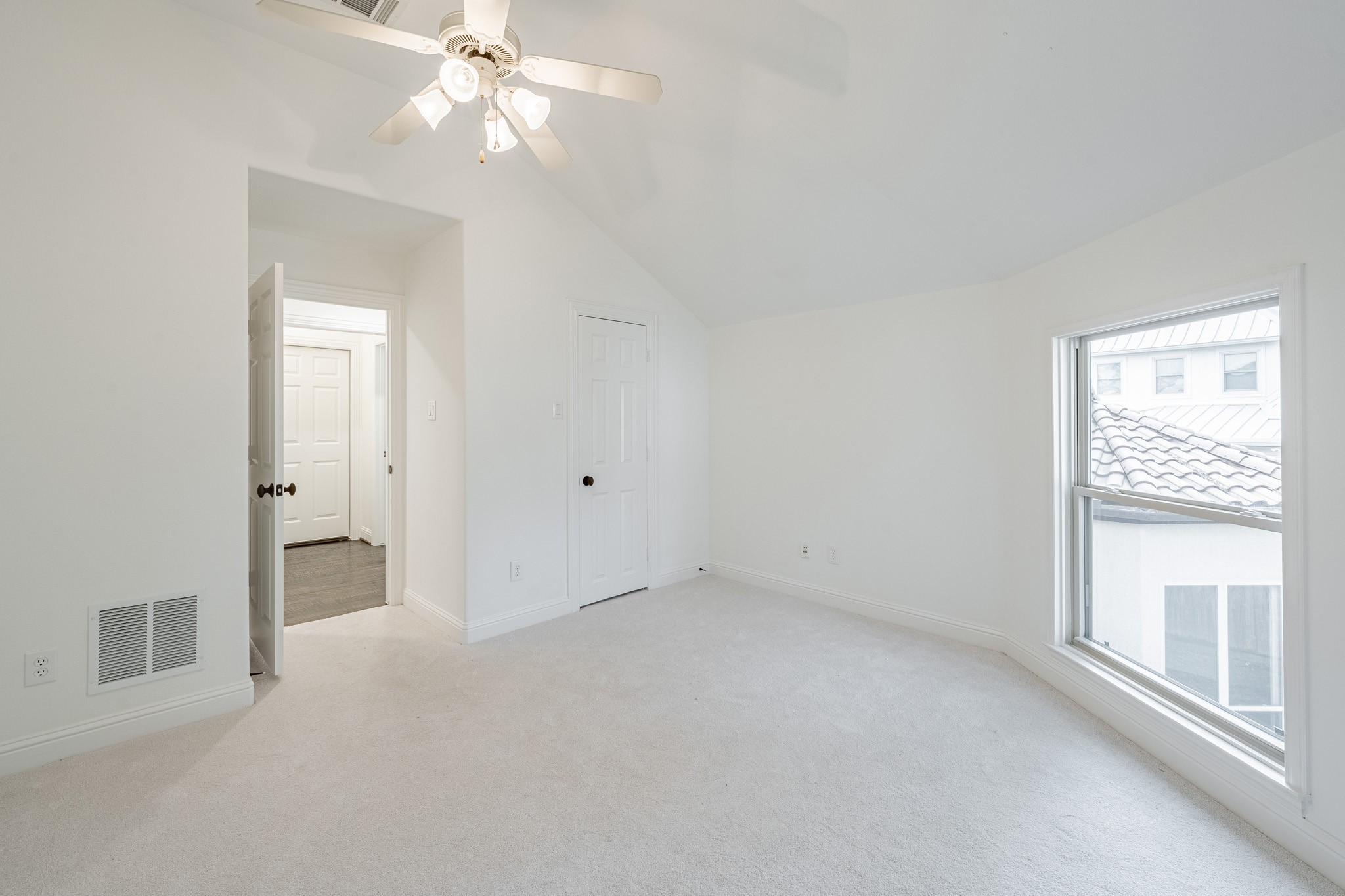 10 Libretto Court Property Photo 41