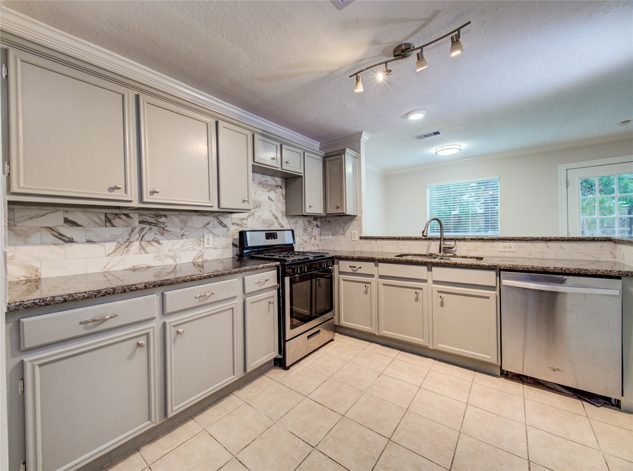 4218 Field Meadow Drive Property Photo 11