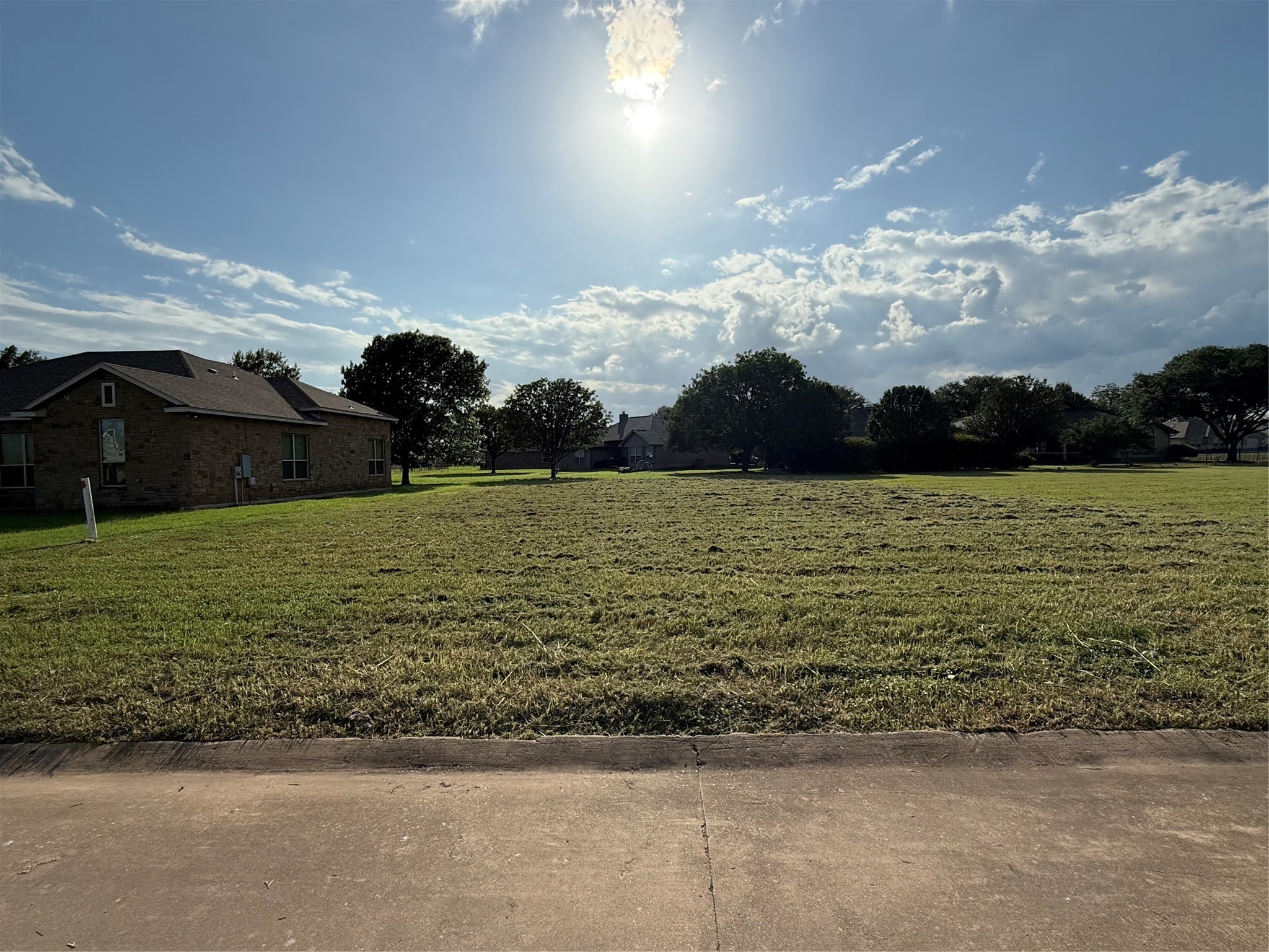 106 Bobolink Property Photo 1