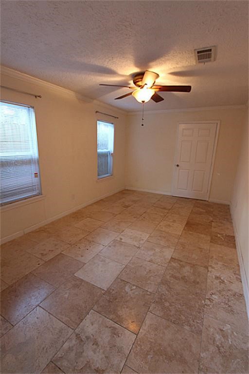 6534 Sivley Street Property Photo 7