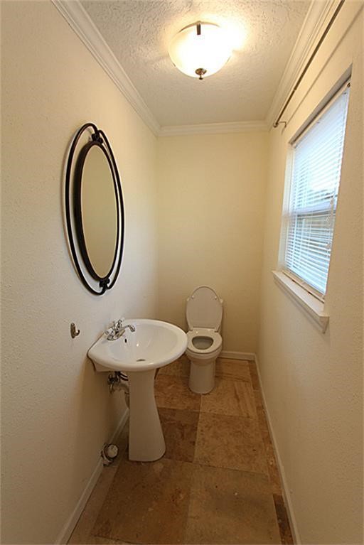 6534 Sivley Street Property Photo 11