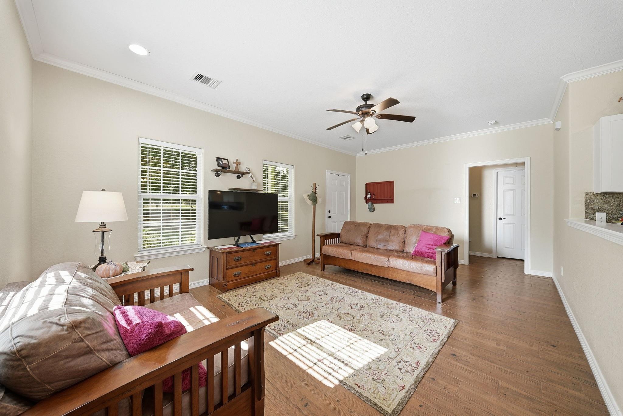 1937 Manak Road, Sealy Tx 77474 Property Photo 5