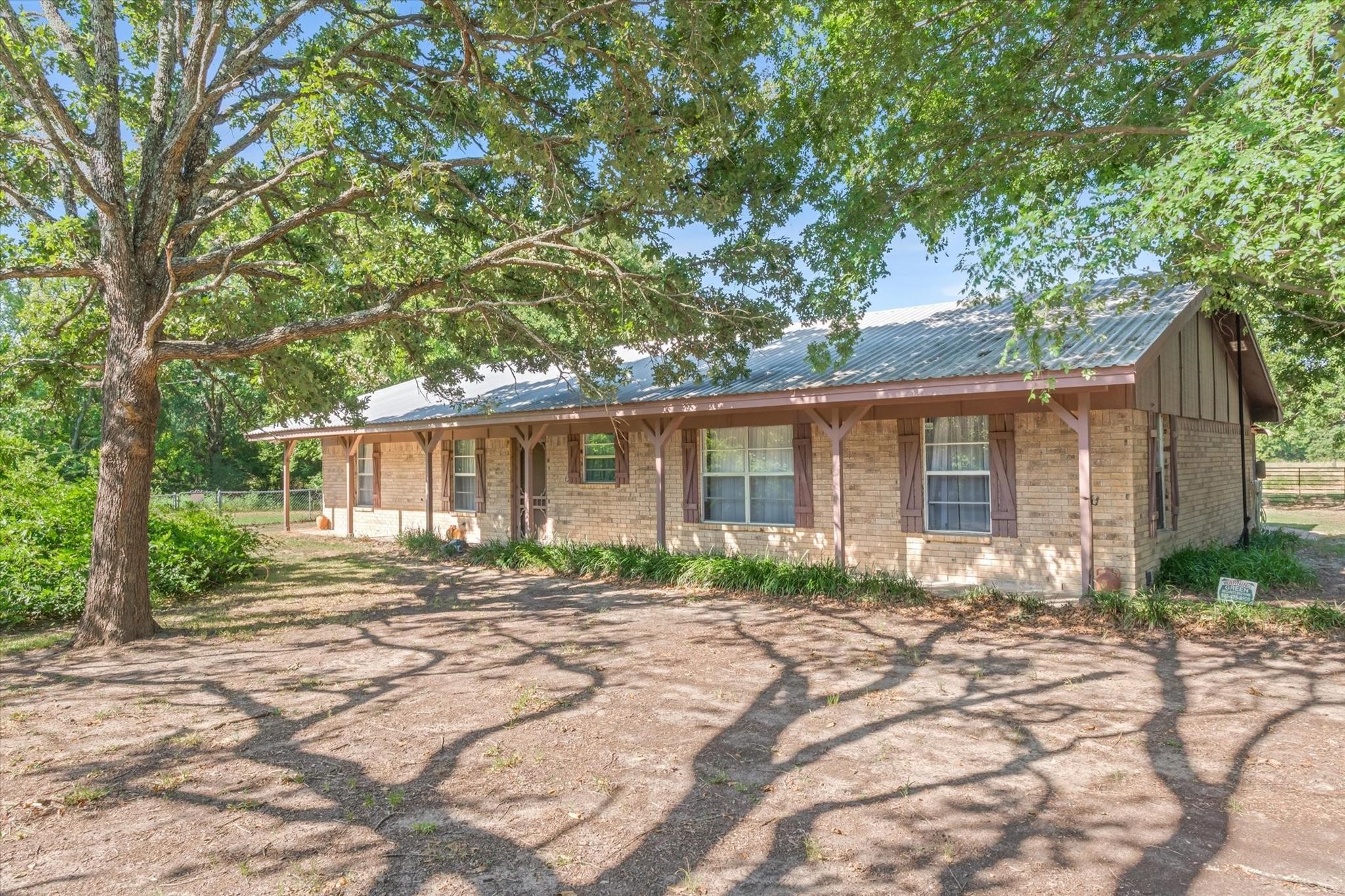 1185 Vz County Road 3822 Property Photo 1
