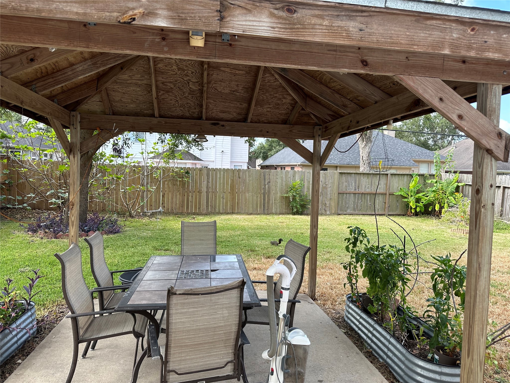 1635 Buckwood Court Property Photo 8