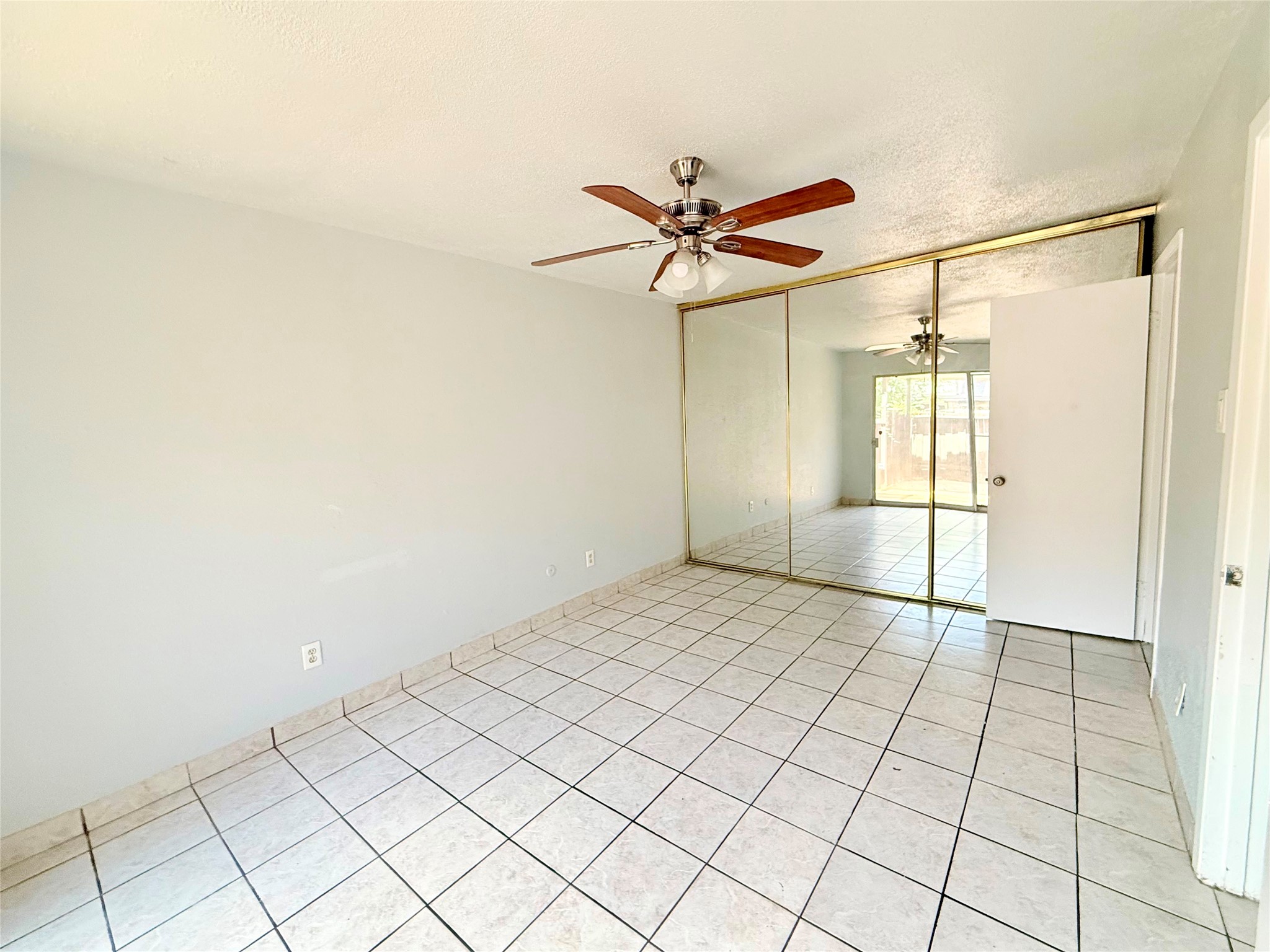 12027 Greenwood Forest Dr Drive 29d Property Photo 10