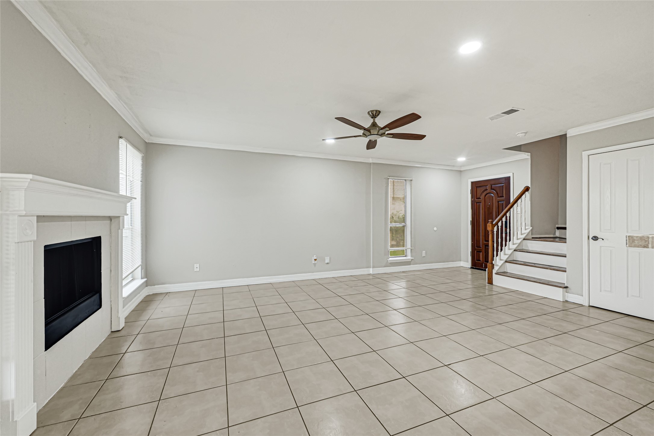 11727 Rolling Stream Drive Property Photo 5