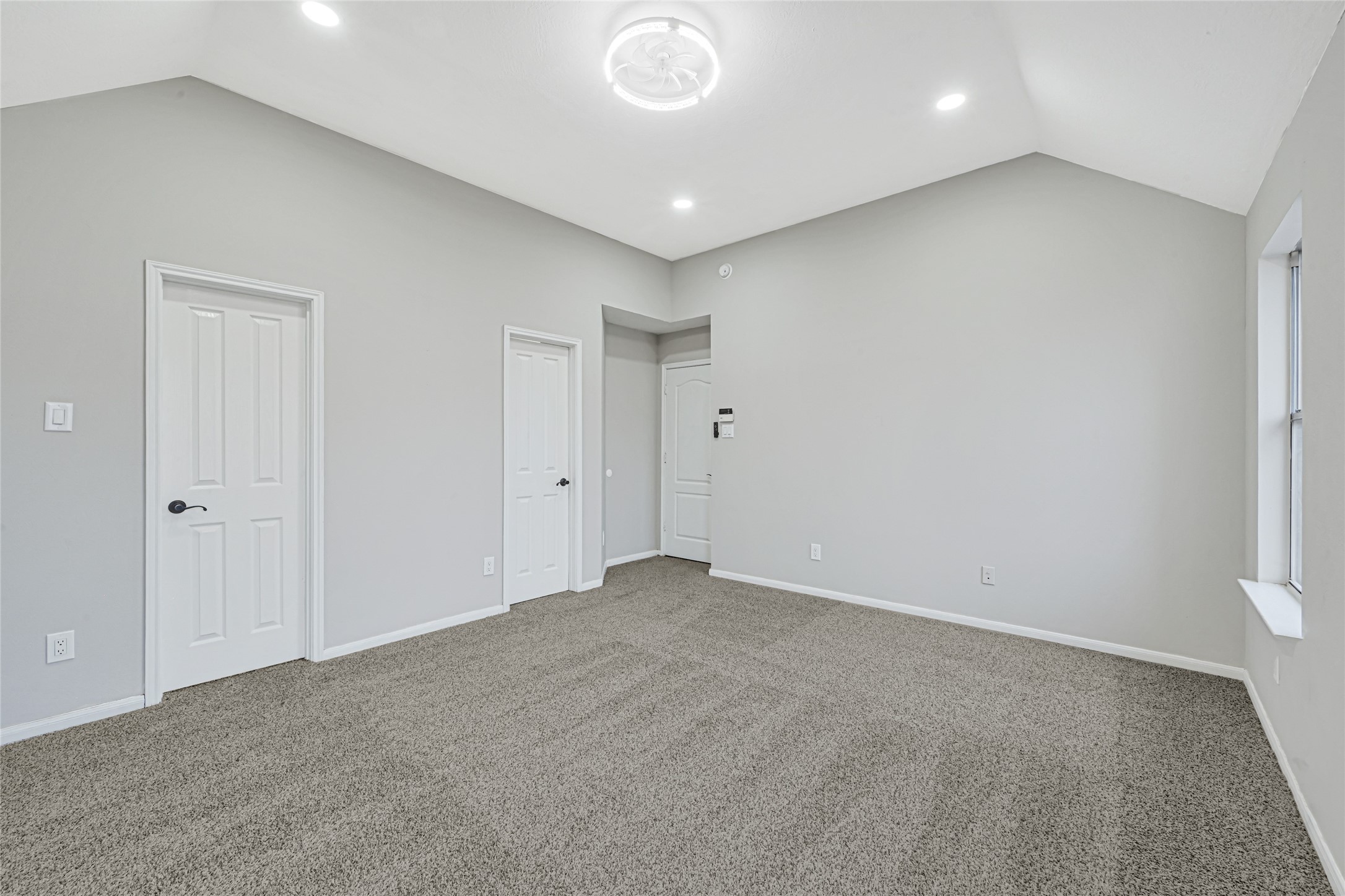 11727 Rolling Stream Drive Property Photo 11