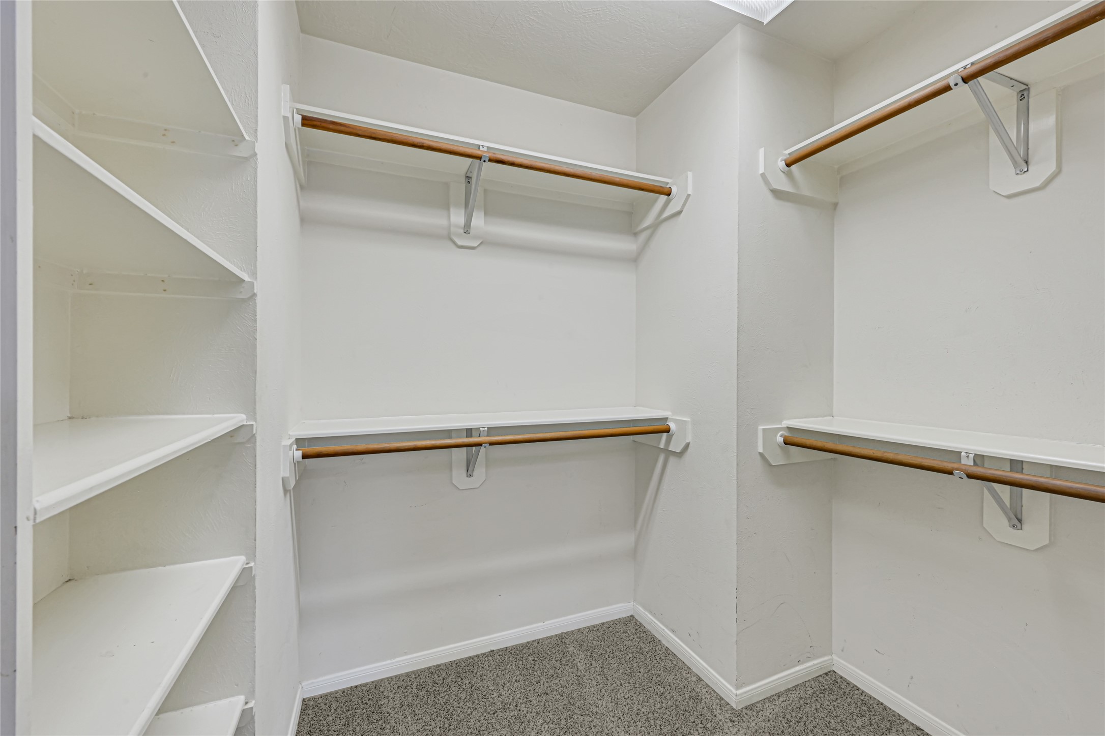 11727 Rolling Stream Drive Property Photo 13