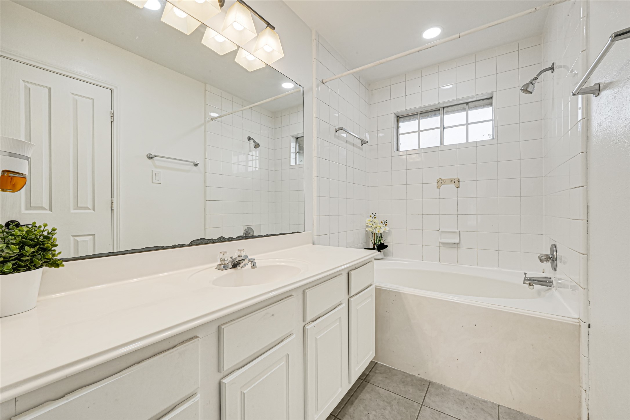 11727 Rolling Stream Drive Property Photo 15